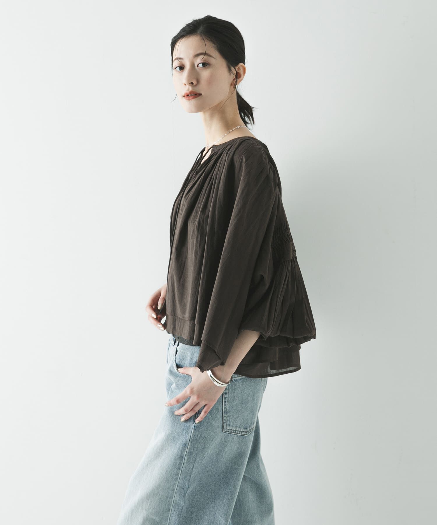 URBAN RESEARCH「コットンボイルギャザーショートブラウス」|シャツ・ブラウス|