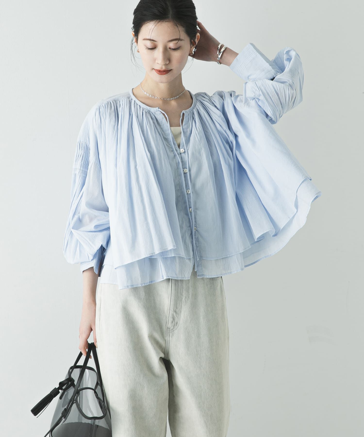 URBAN RESEARCH「コットンボイルギャザーショートブラウス」|シャツ・ブラウス|