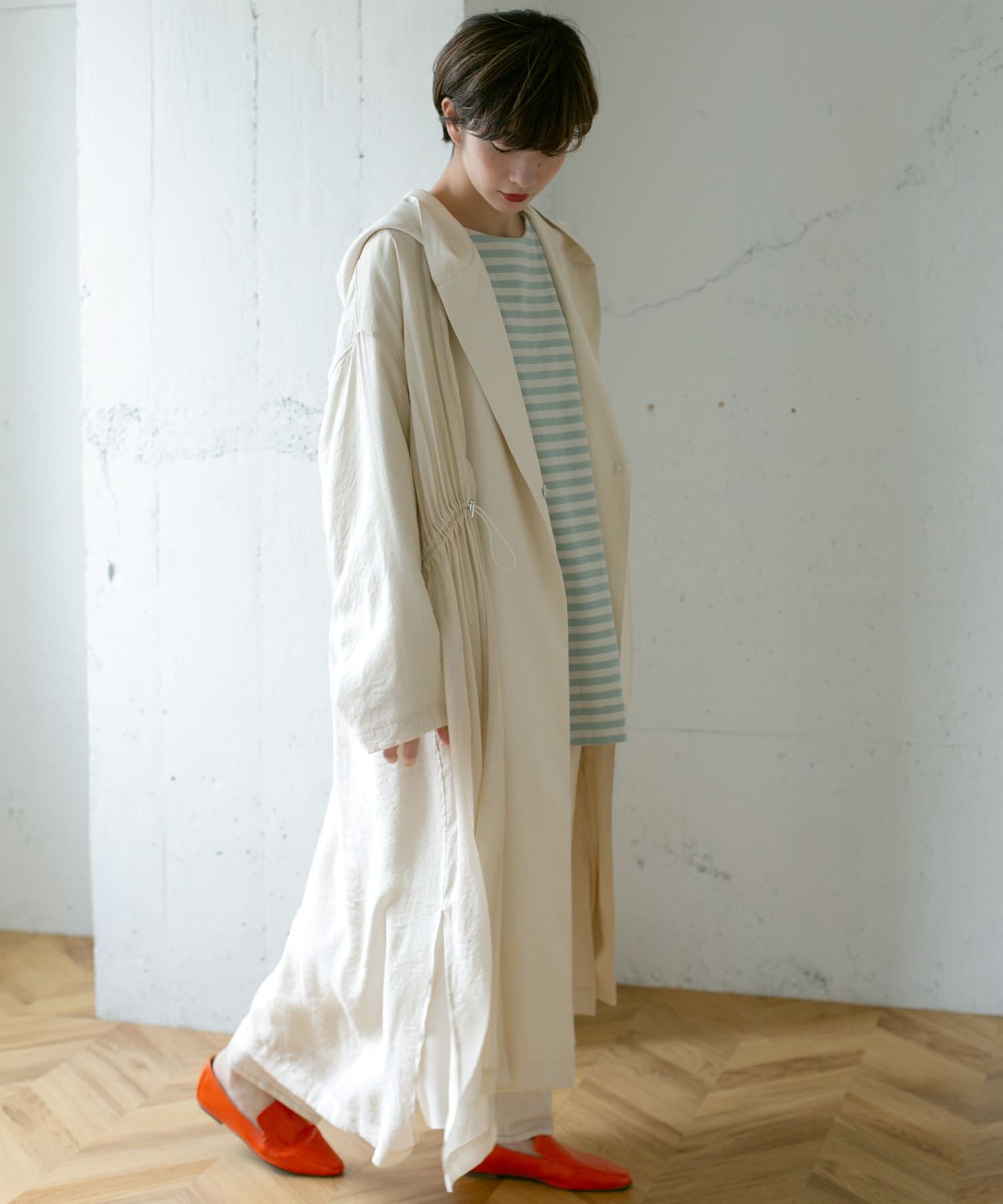  「レイヤードフーディーコート」|ノーカラーコート|