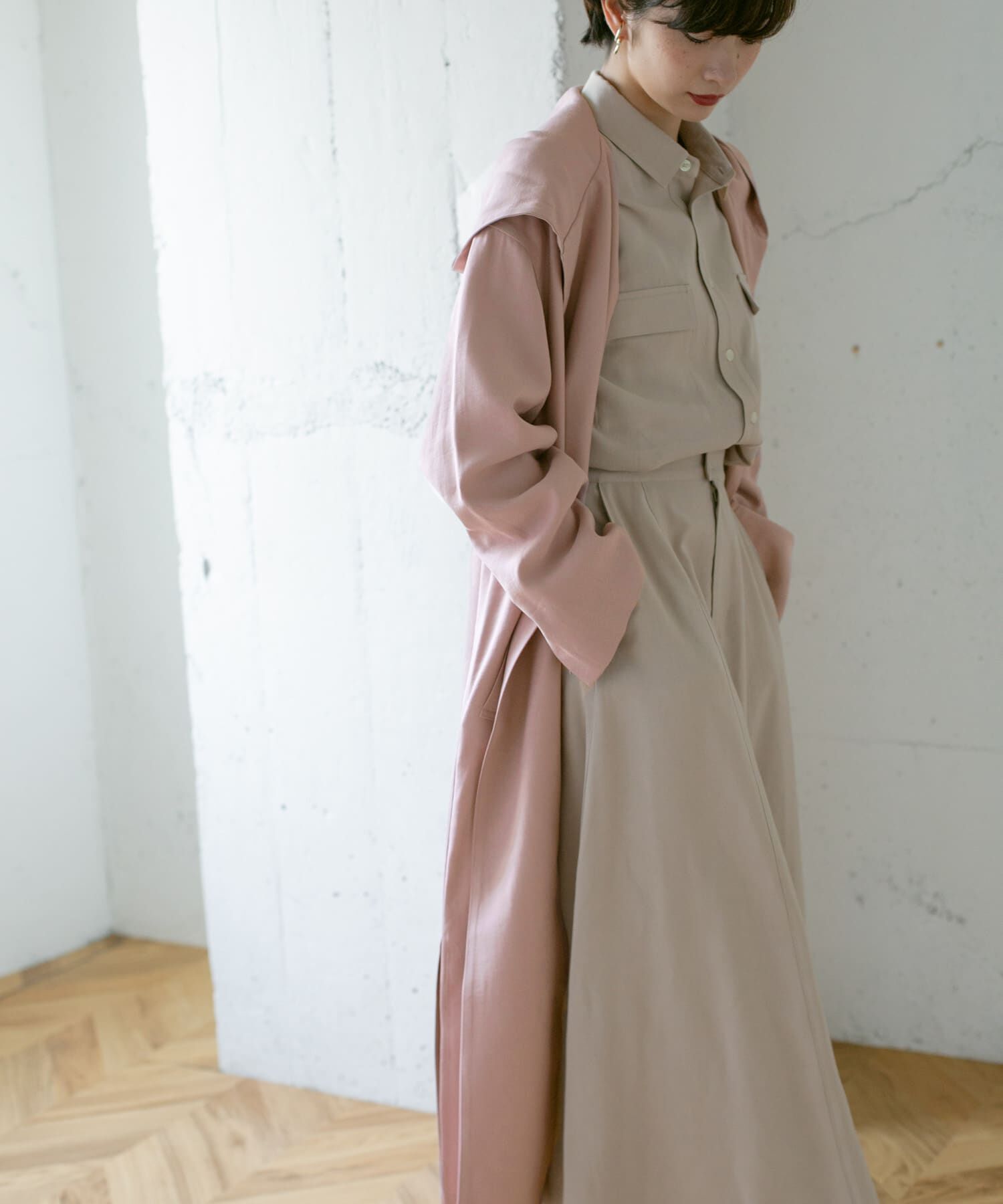  「レイヤードフーディーコート」|ノーカラーコート|