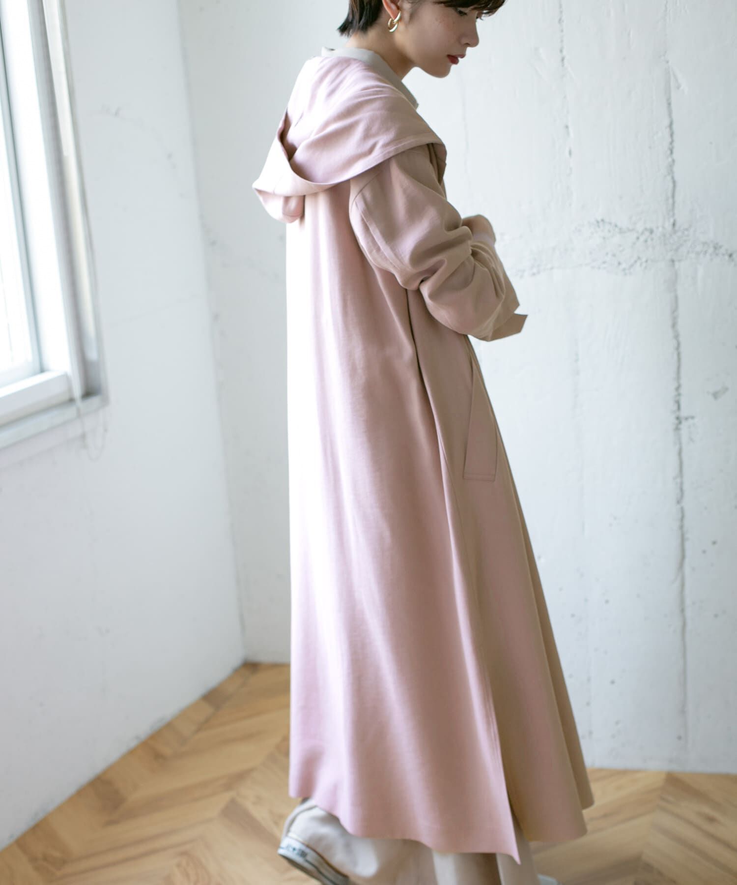  「レイヤードフーディーコート」|ノーカラーコート|