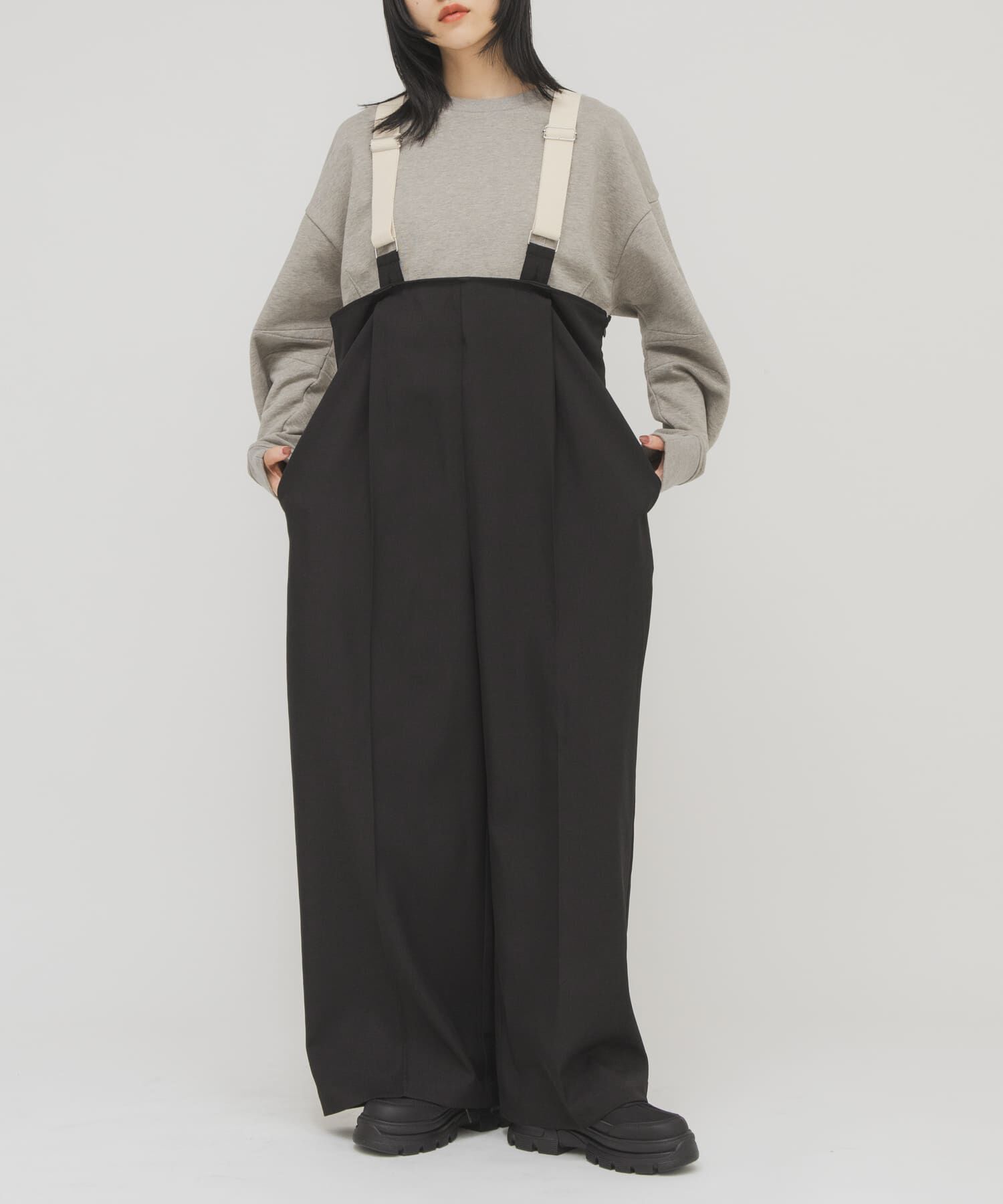  「BACKタックサスペンダーパンツ」|その他|
