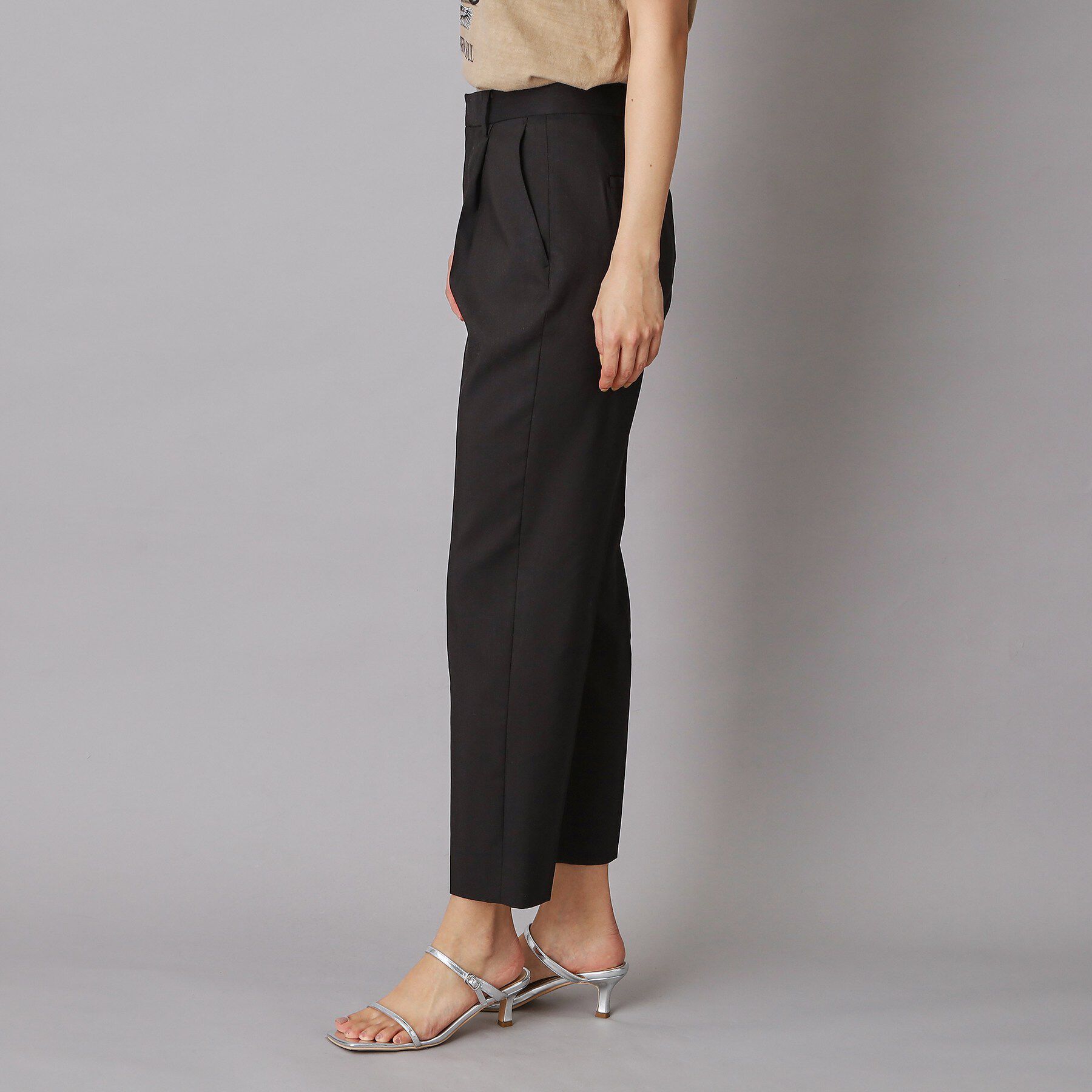 DRESSTERIOR「コットンリネンタックテーパードパンツ」|その他|