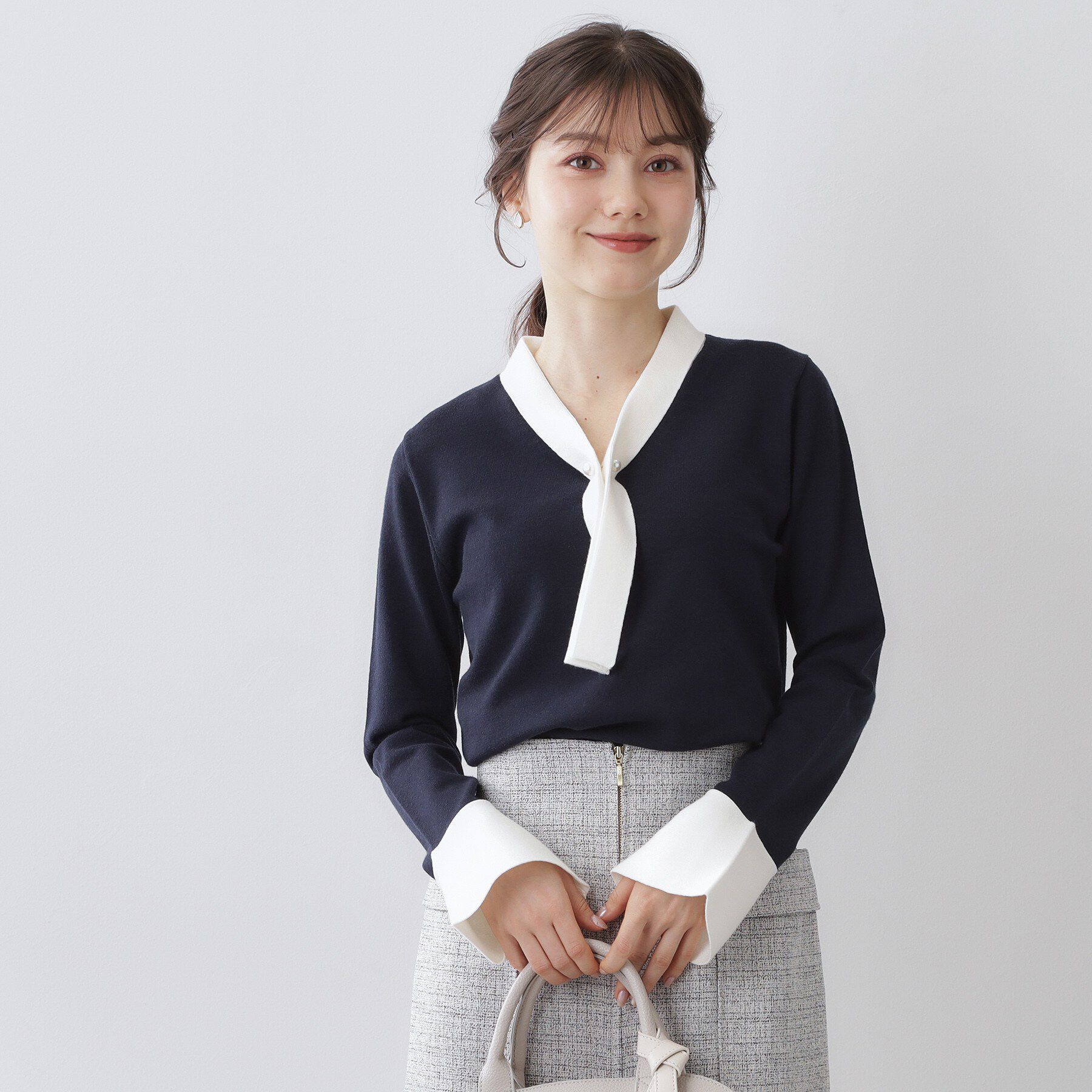 index「バイカラーボウタイパール調ニット【洗濯機OK】」|ニット・セーター|