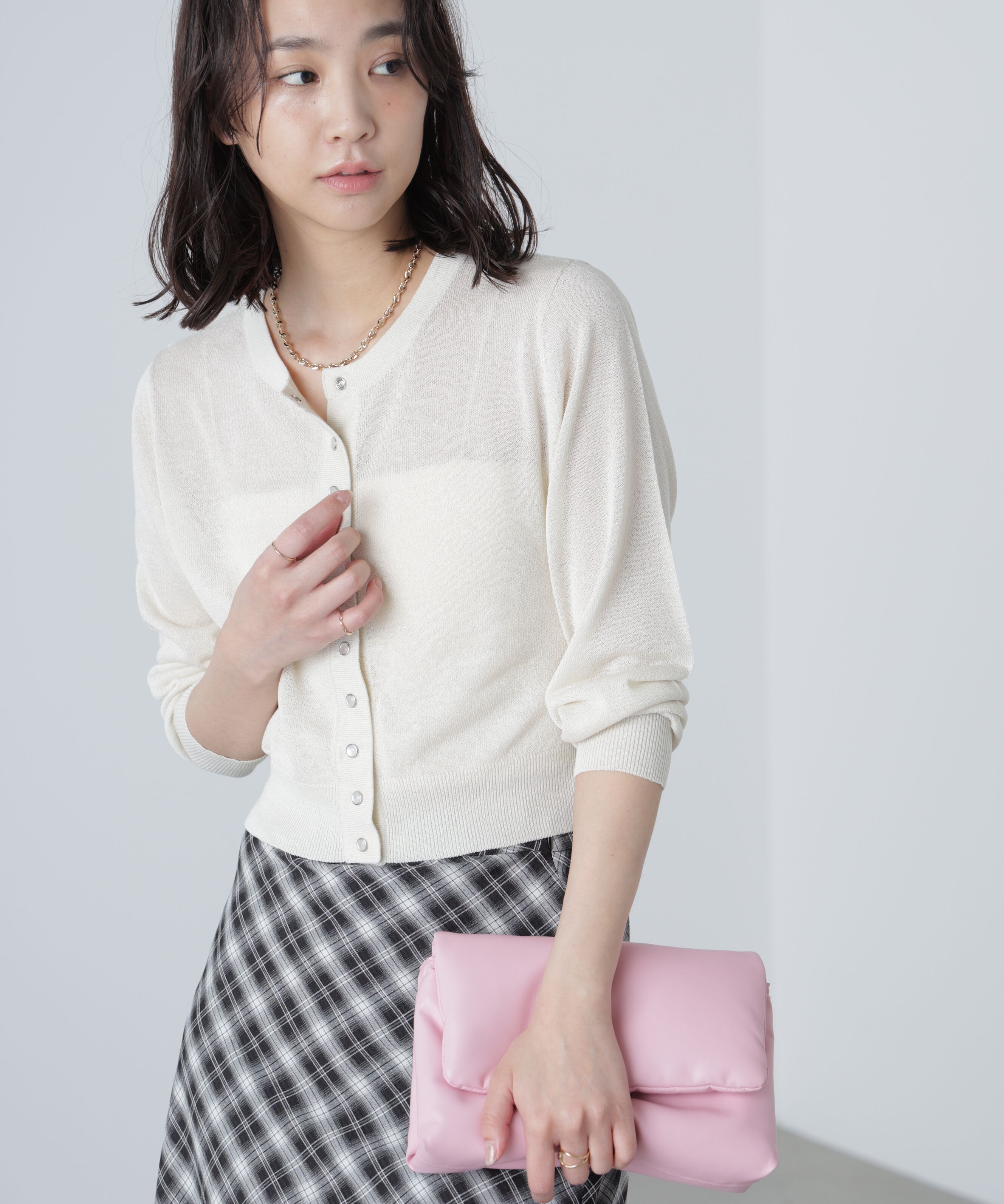  「ドットボタンクルーネックカーディガン」|ニット・セーター|ホワイト