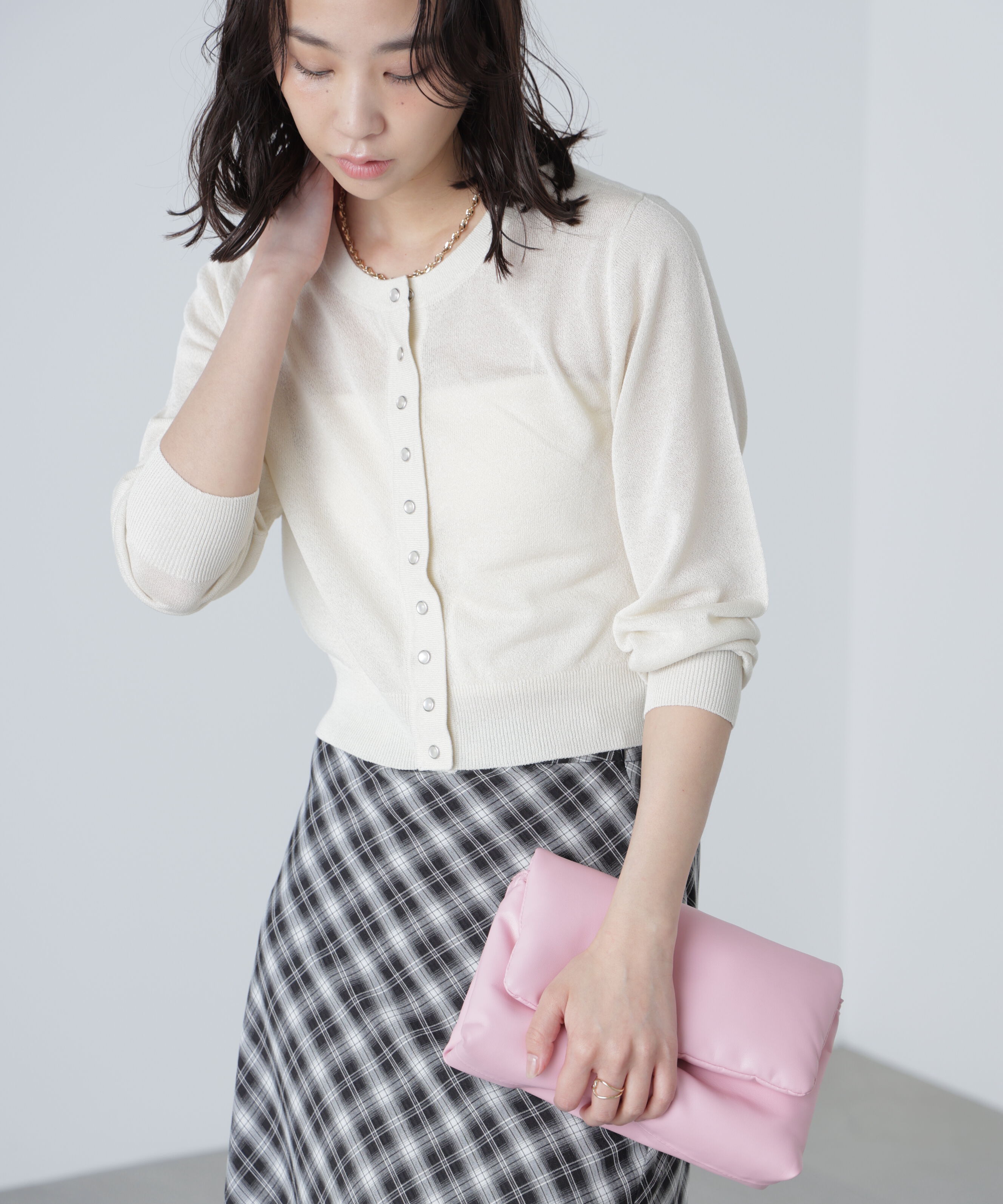  「ドットボタンクルーネックカーディガン」|ニット・セーター|
