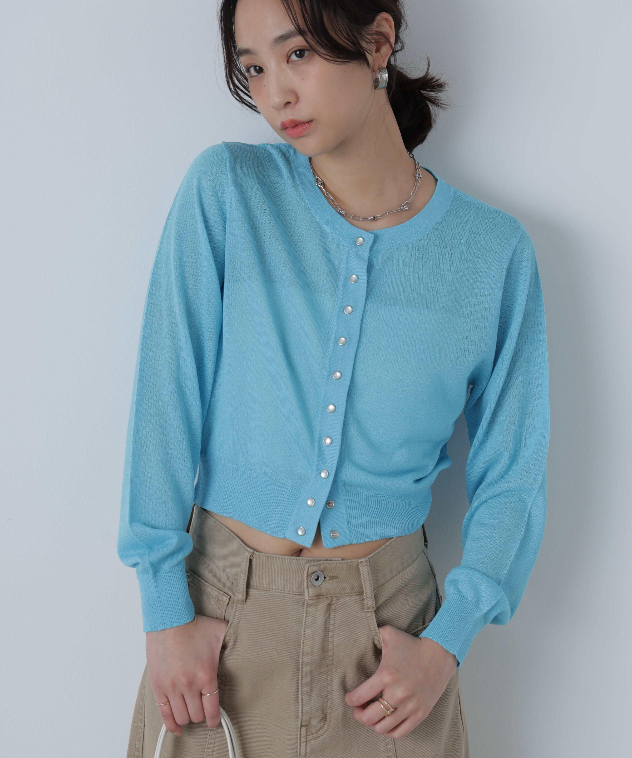  「ドットボタンクルーネックカーディガン」|ニット・セーター|ブルー