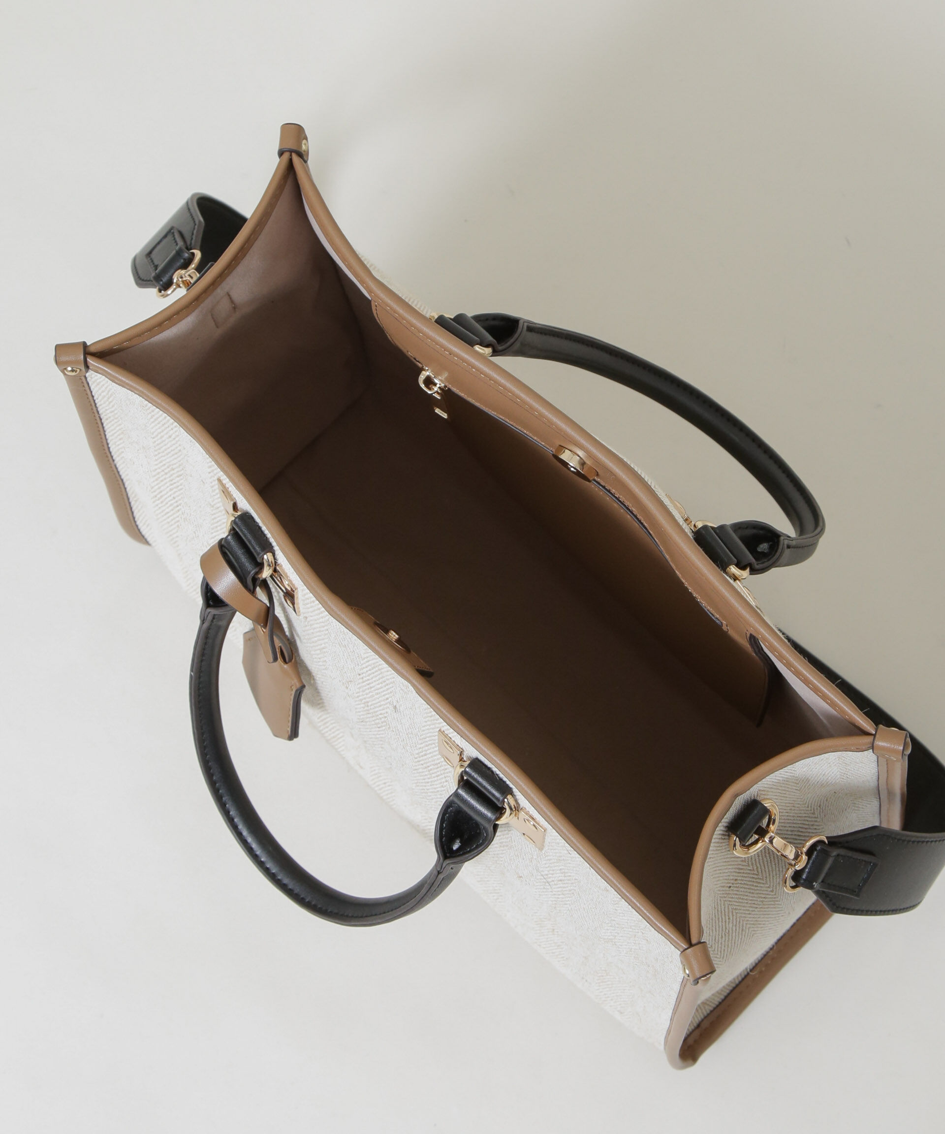 nano･universe「バイカラーキャンバスバッグ」|ショルダー・メッセンジャー|