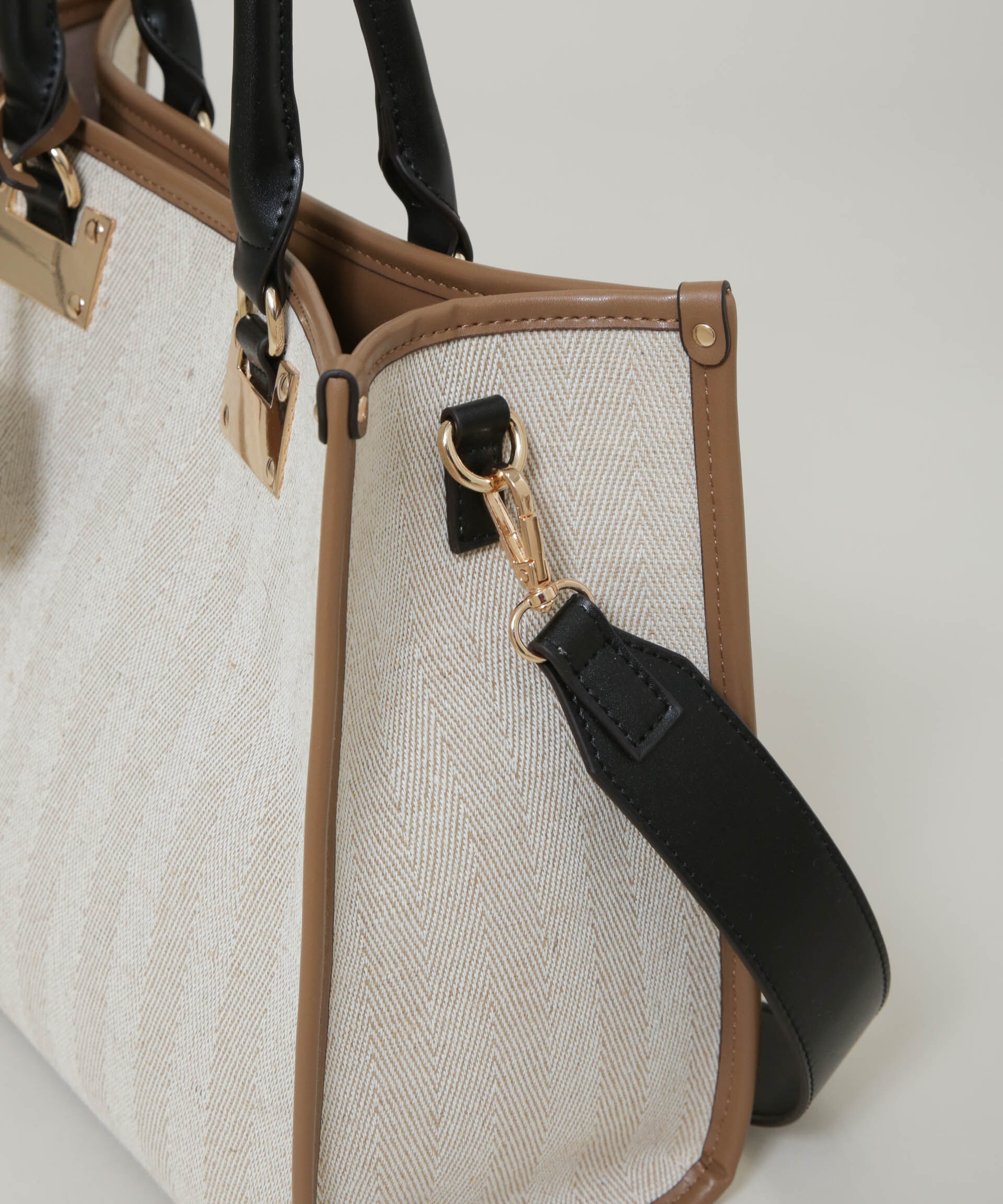 nano･universe「バイカラーキャンバスバッグ」|ショルダー・メッセンジャー|