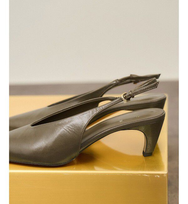 SALON adam et rope'「【W S（ドゥーブル）】ゴートレザーバックストラップパンプス」|パンプス|