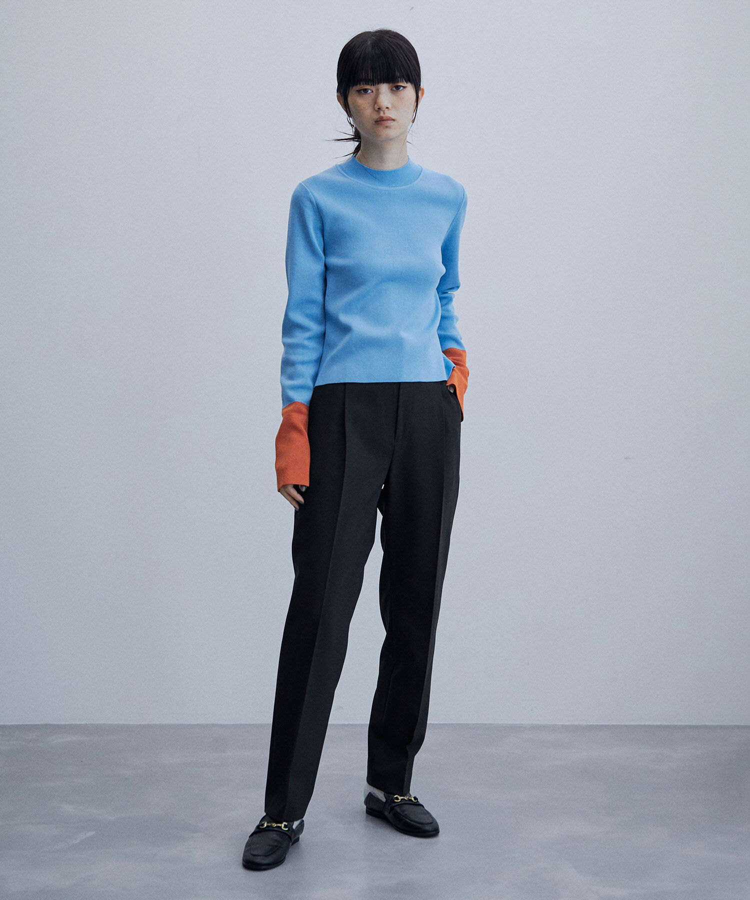 ADAM ET ROPE'「【サステナブル】スリムスラックス」|スラックス|