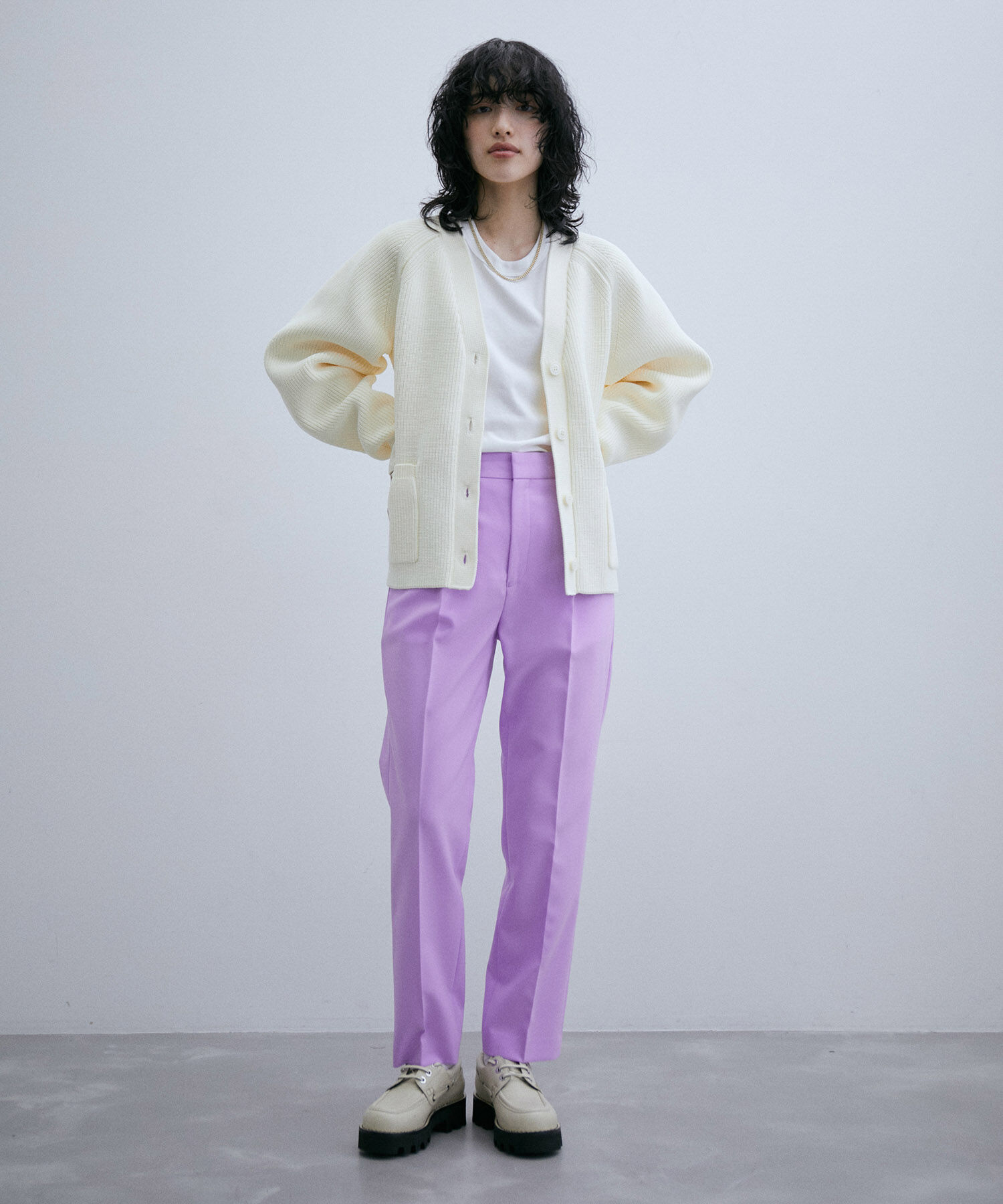 ADAM ET ROPE'「【サステナブル】スリムスラックス」|スラックス|