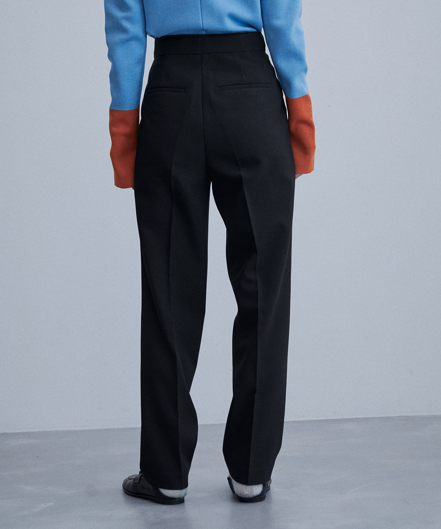 ADAM ET ROPE'「【サステナブル】スリムスラックス」|スラックス|