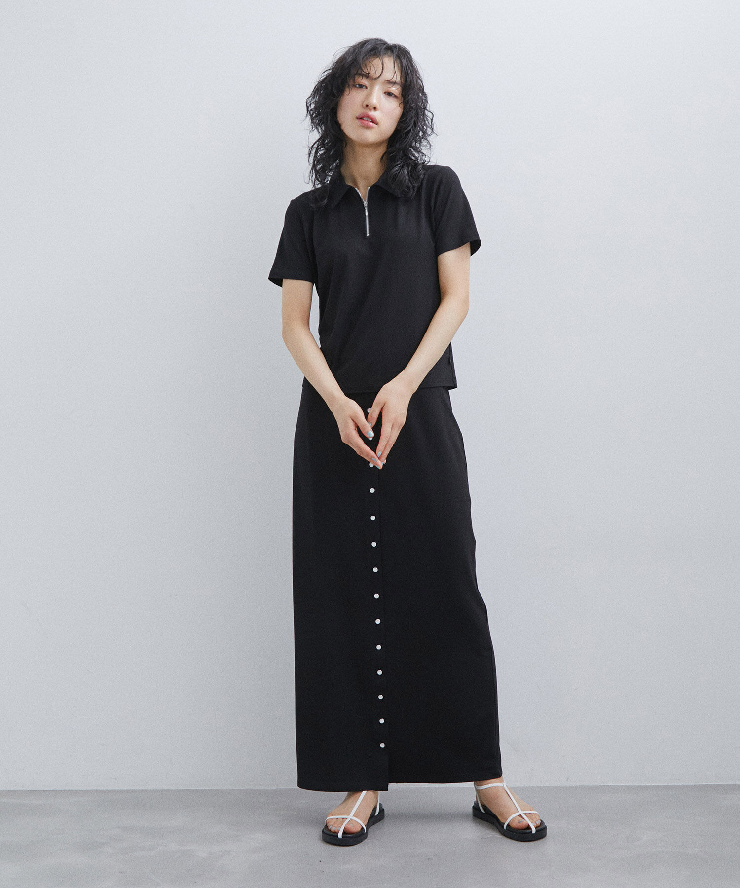 ADAM ET ROPE'「【agnes b. pour ADAM ET ROPE'】JUPE PRESSIONS LONG」|スカート|