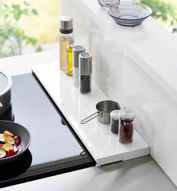 collex「【tower/タワー】奥行伸縮排気口カバー60cmコンロ用」|食器・キッチングッズ|