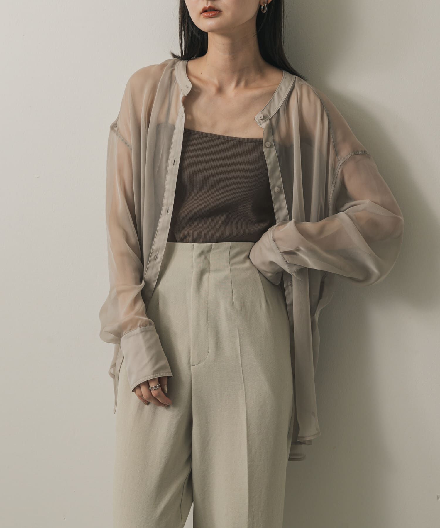 SENSE OF PLACE by URBAN RESEARCH「バンドカラーシャンブレーシアーシャツ」|シャツ・ブラウス|ライトベージュ