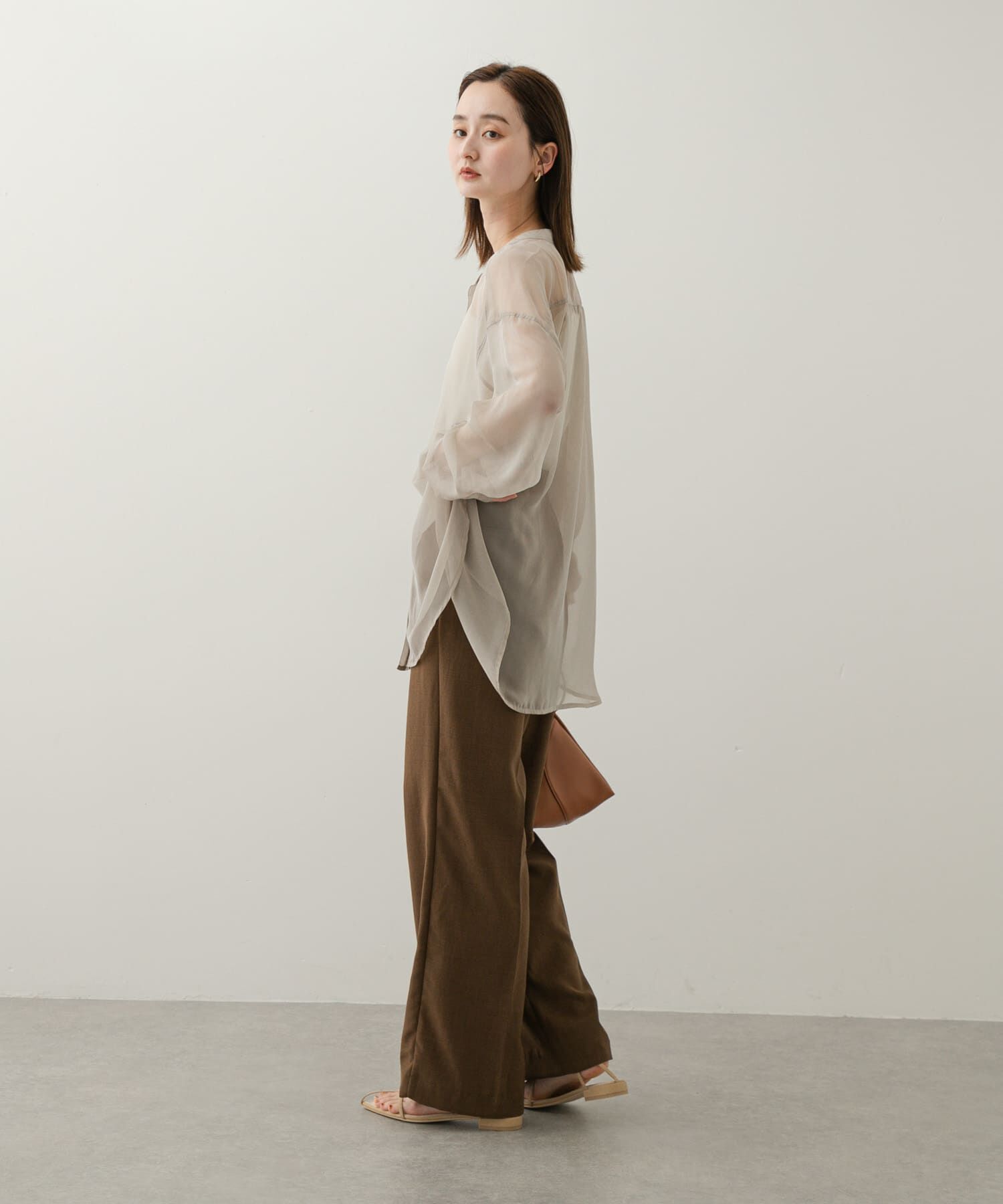 SENSE OF PLACE by URBAN RESEARCH「バンドカラーシャンブレーシアーシャツ」|シャツ・ブラウス|