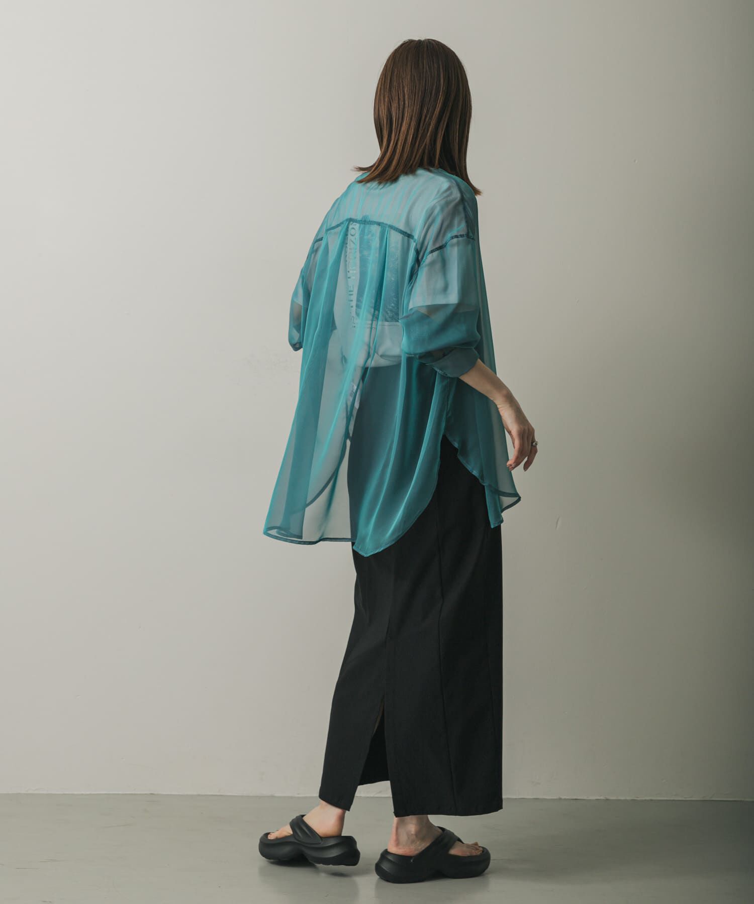 SENSE OF PLACE by URBAN RESEARCH「バンドカラーシャンブレーシアーシャツ」|シャツ・ブラウス|