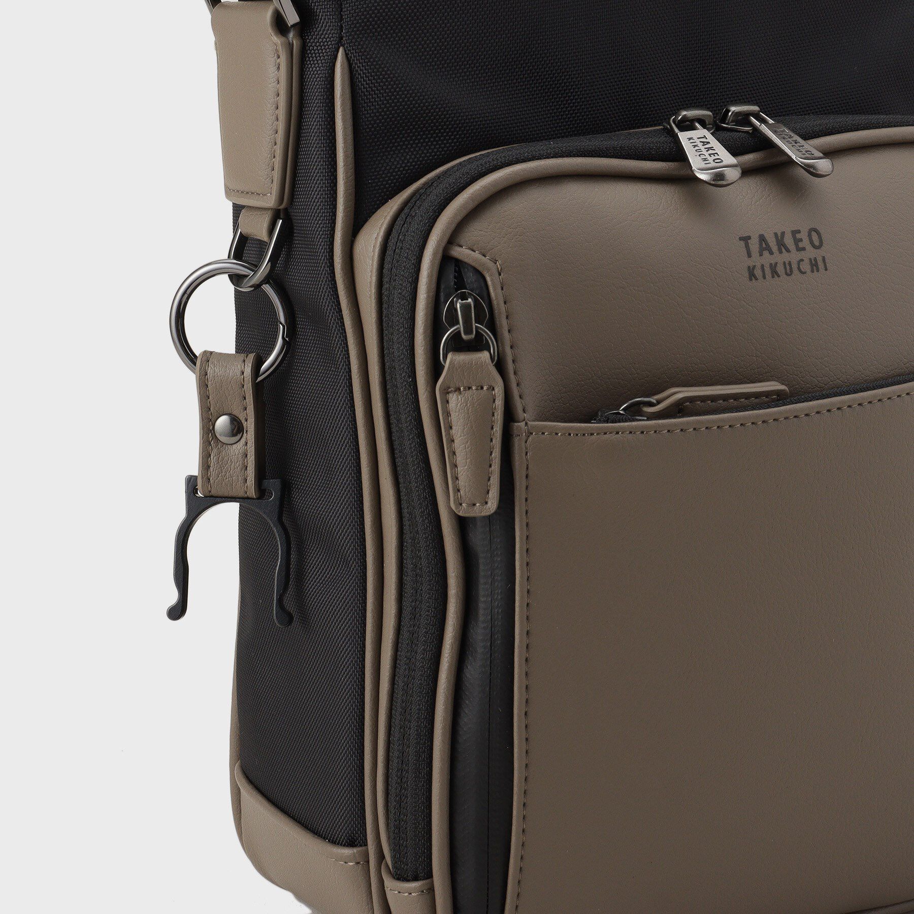 TAKEO KIKUCHI「【撥水機能】 CORDLEY（R）スマートショルダー」|ショルダー・メッセンジャー|