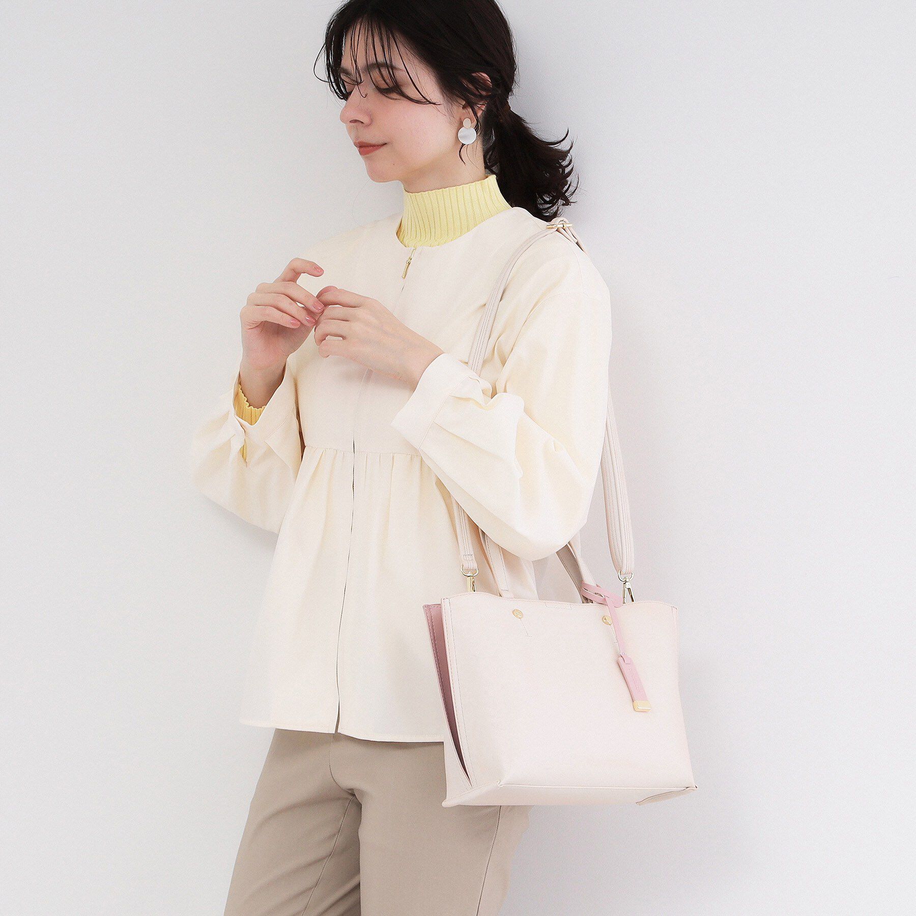 OPAQUE.CLIP「名品バイカラーミドルトート」|トートバッグ|アイボリー(504)