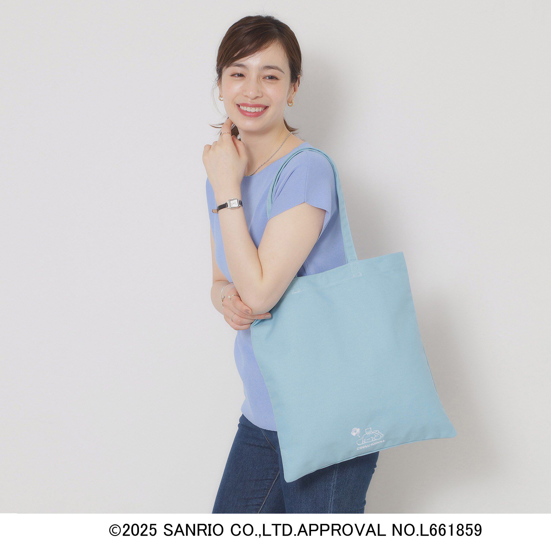 ITS&rsquo;DEMO「＜サンリオキャラクターズ＞フラットトート【A4対応】」|トートバッグ|