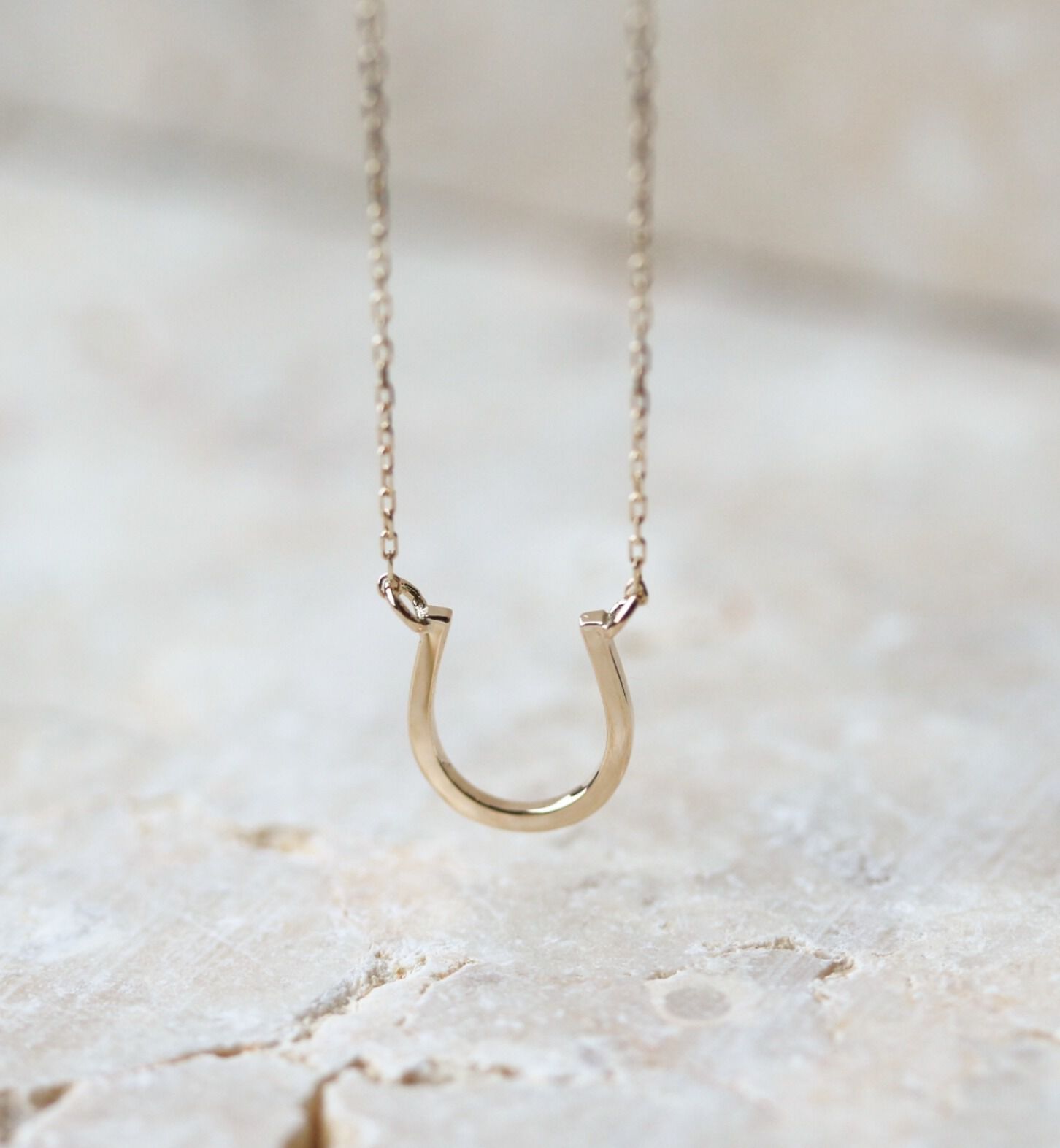  「ゴールド ホースシュー ネックレス | K10YG」|ネックレス|