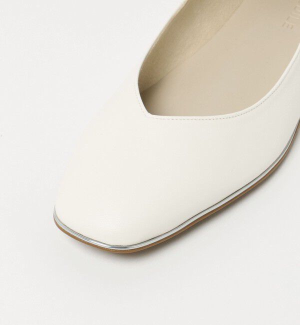 ODETTE E ODILE「ソフトVカット フラット15&darr;&uarr;」|パンプス|