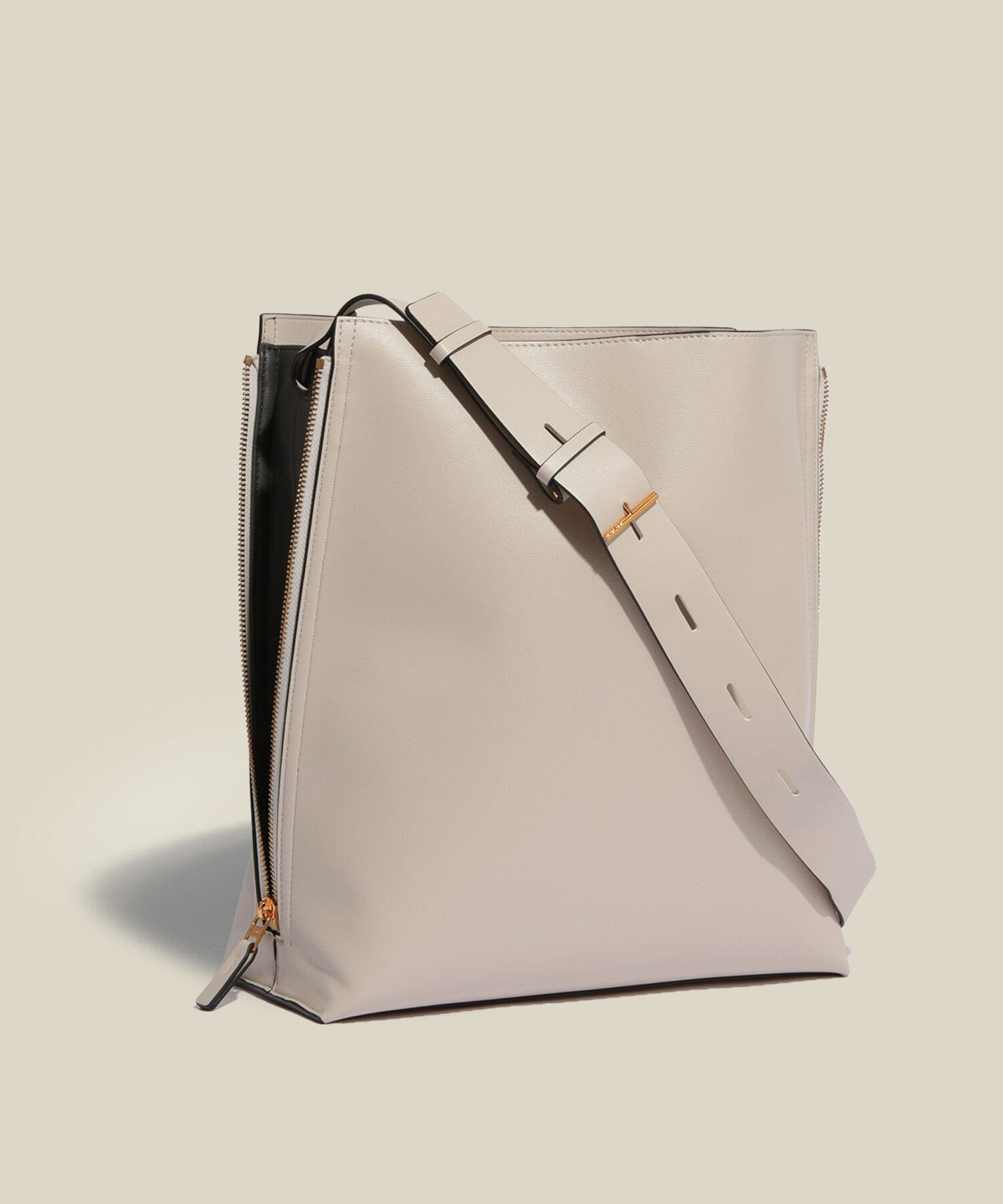 ROPE「【E'POR】Y BAG Shoulder Large【通勤】【A4対応】【ドラマ着用】」|ショルダー・メッセンジャー|