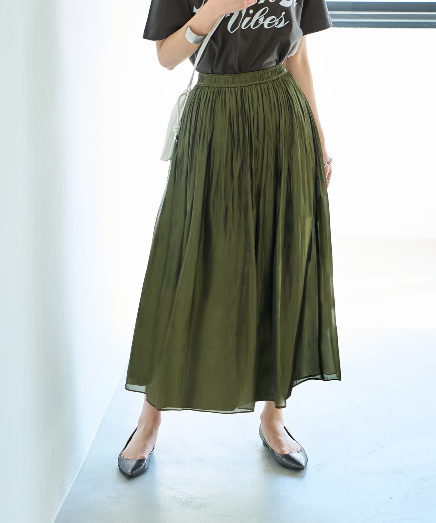STYLE DELI「【LUXE】メタリックサテンギャザースカート」|フレア|カーキ