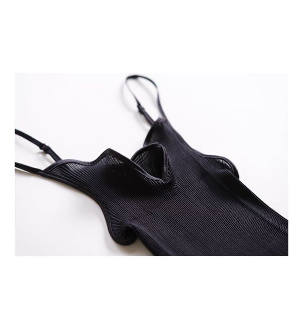 VERMEIL par iena「AROMATIQUE アロマティック  シルクVネックキャミソール J784AR」|キャミソール|ブラック