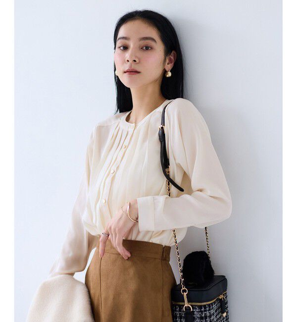 VIS「【WEB限定】ゴールドボタンタックブラウス」|シャツ・ブラウス|