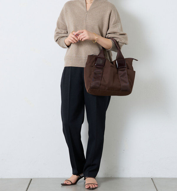  「【ポケット７個/ショルダー付/A4対応】スクエア樹脂パーツトートバッグ M」|トートバッグ|