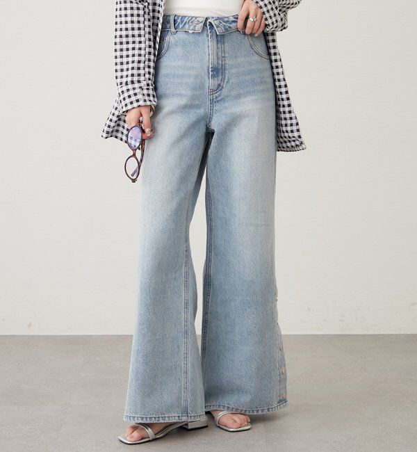  「ボタンスリットフレアデニム」|デニム|