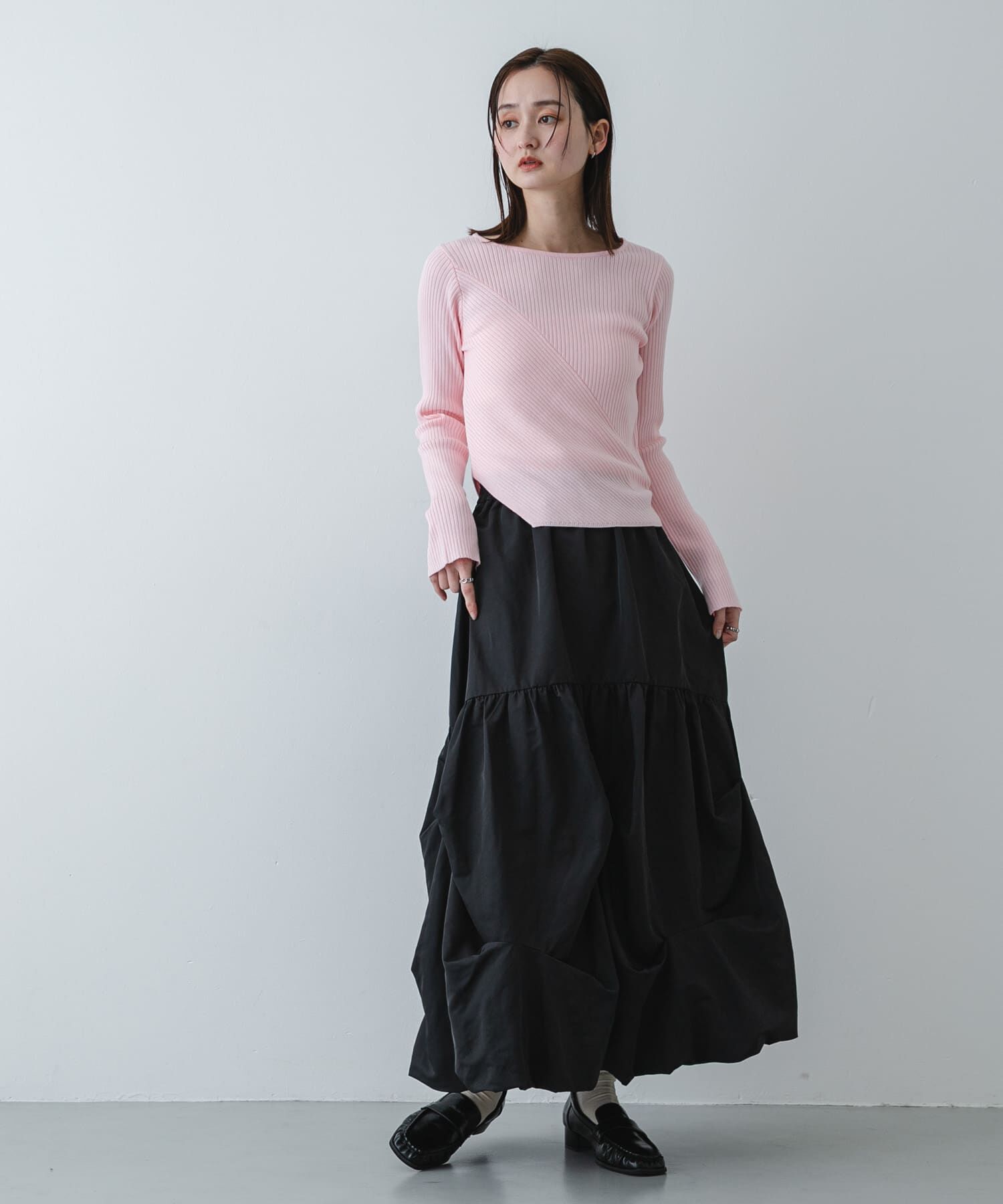 SENSE OF PLACE by URBAN RESEARCH「『洗濯可/防花粉』SKINProofアシメヘムボートネックセーター」|ニット・セーター|