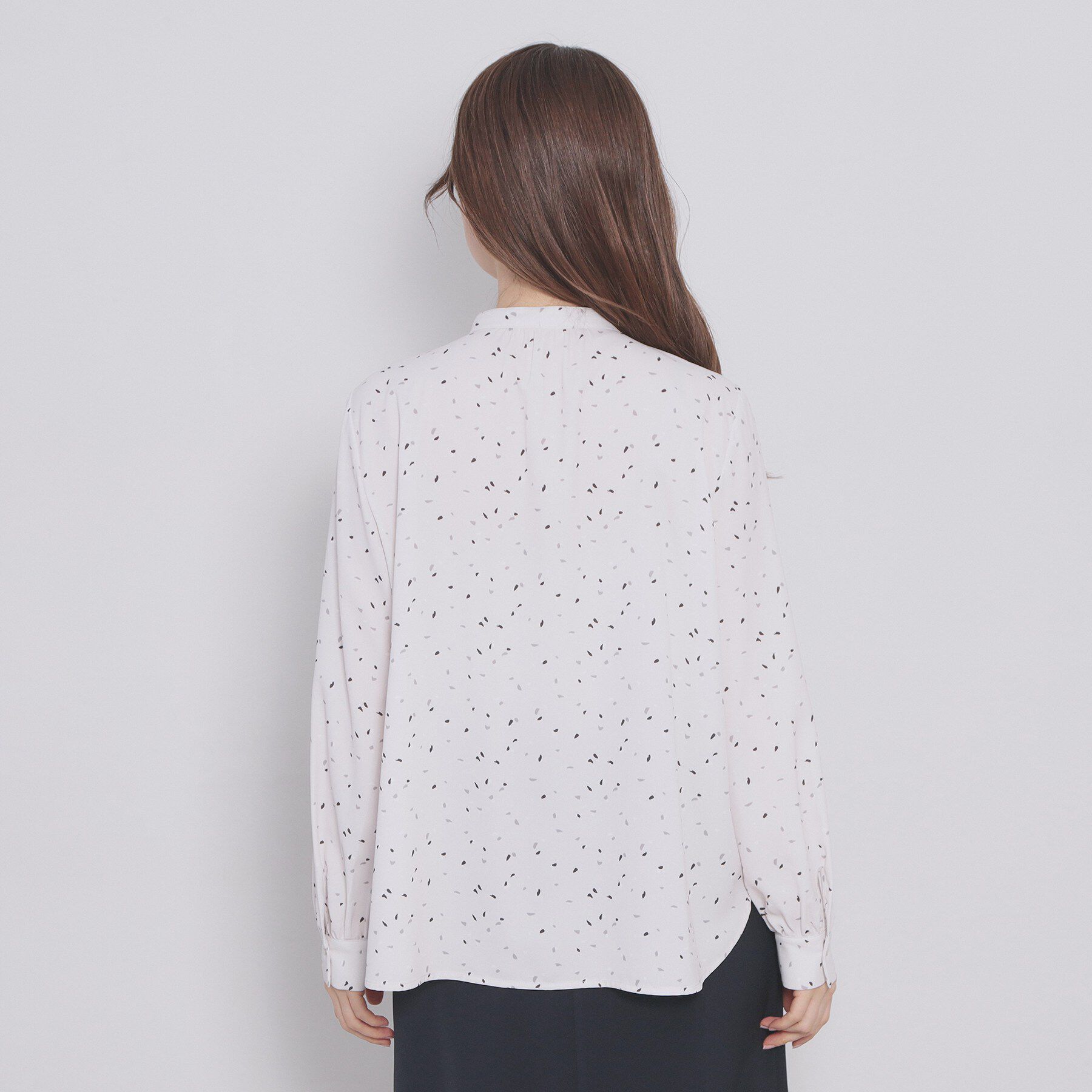 index「フェイクパールピンボウタイブラウス【洗濯機OK/イージーアイロン/ストレッチ】《XS-LL》」|シャツ・ブラウス|