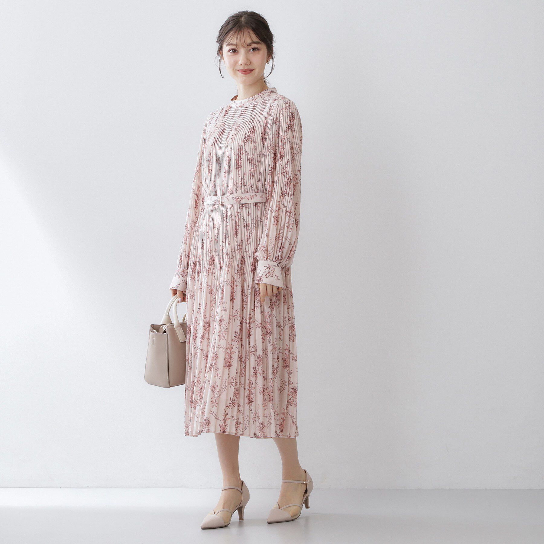 index「ベルト付きプリーツフレアワンピース【洗濯機OK/イージーアイロン/防シワ】《5col》」|ワンピース|