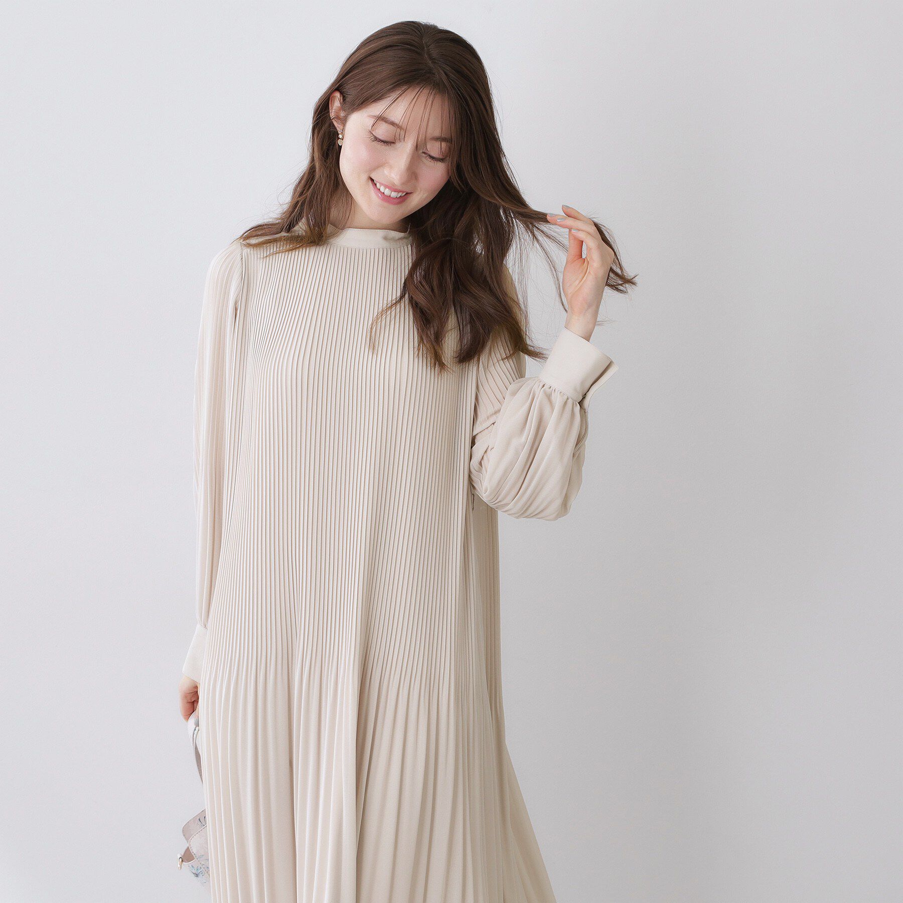 index「ベルト付きプリーツフレアワンピース【洗濯機OK/イージーアイロン/防シワ】《5col》」|ワンピース|