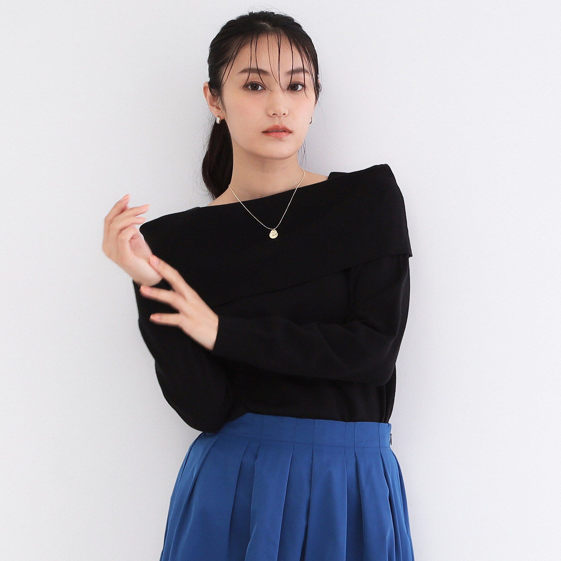 OPAQUE.CLIP「オフショルダーデザインニット【洗濯機OK】」|ニット・セーター|ブラック(019)