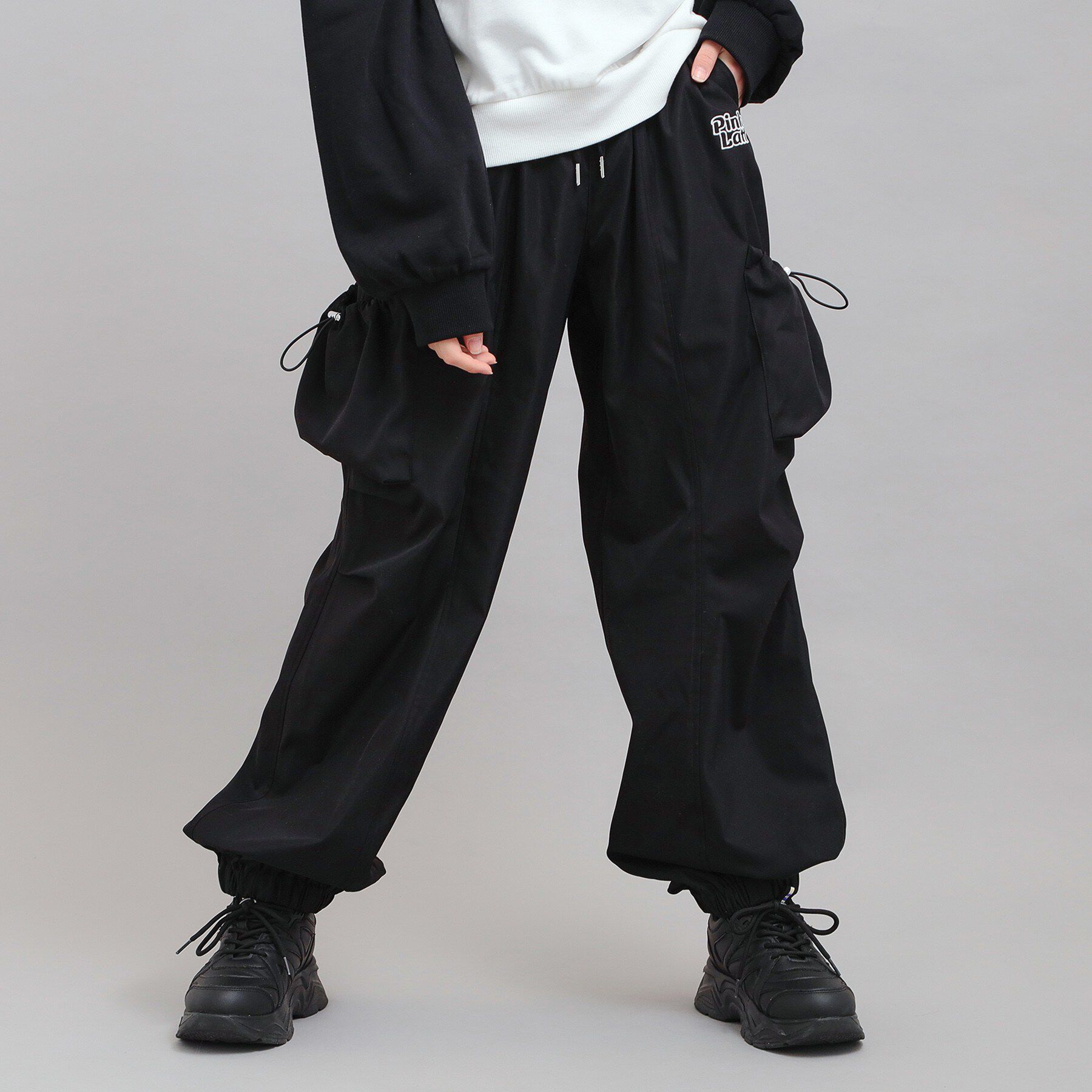PINK-latte「ギャザーポケットパンツ」|その他|ブラック(019)