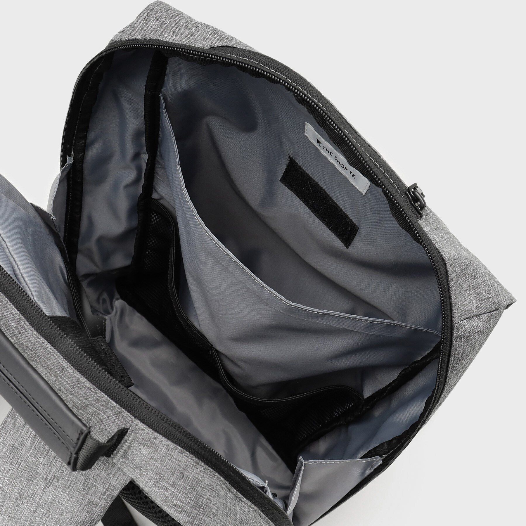 THE SHOP TK「【薄型/満員電車対応】10ポケット軽量バックパック ON・OFF兼用／PCポケット付き」|リュック|