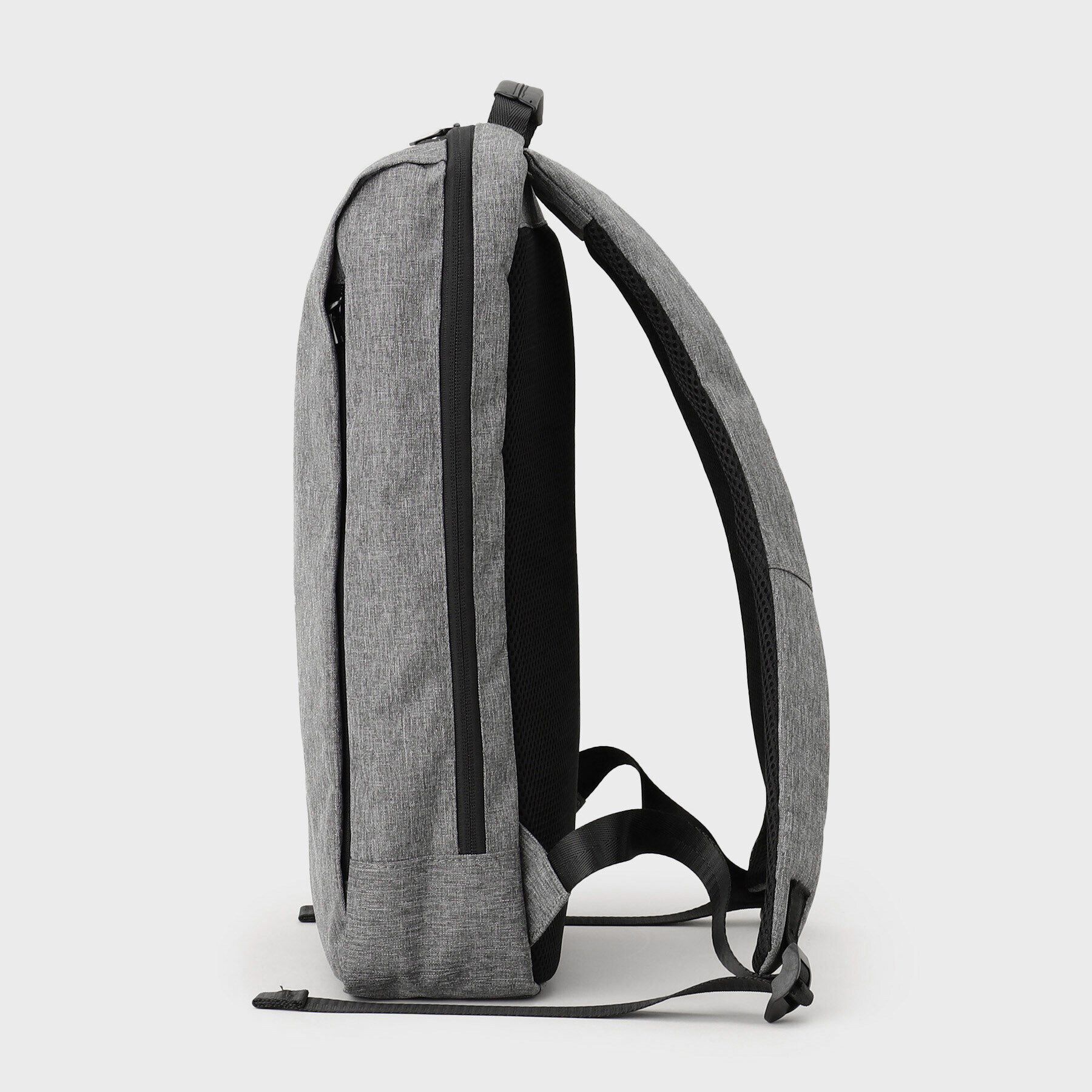 THE SHOP TK「【薄型/満員電車対応】10ポケット軽量バックパック ON・OFF兼用／PCポケット付き」|リュック|