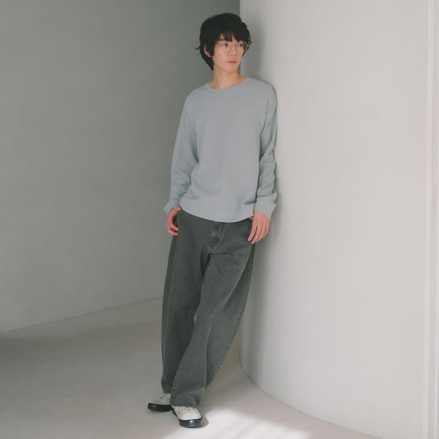 THE SHOP TK「【半歩先のオシャレ】デニムカーブパンツ　セットアップ可/洗濯機OK」|デニム|