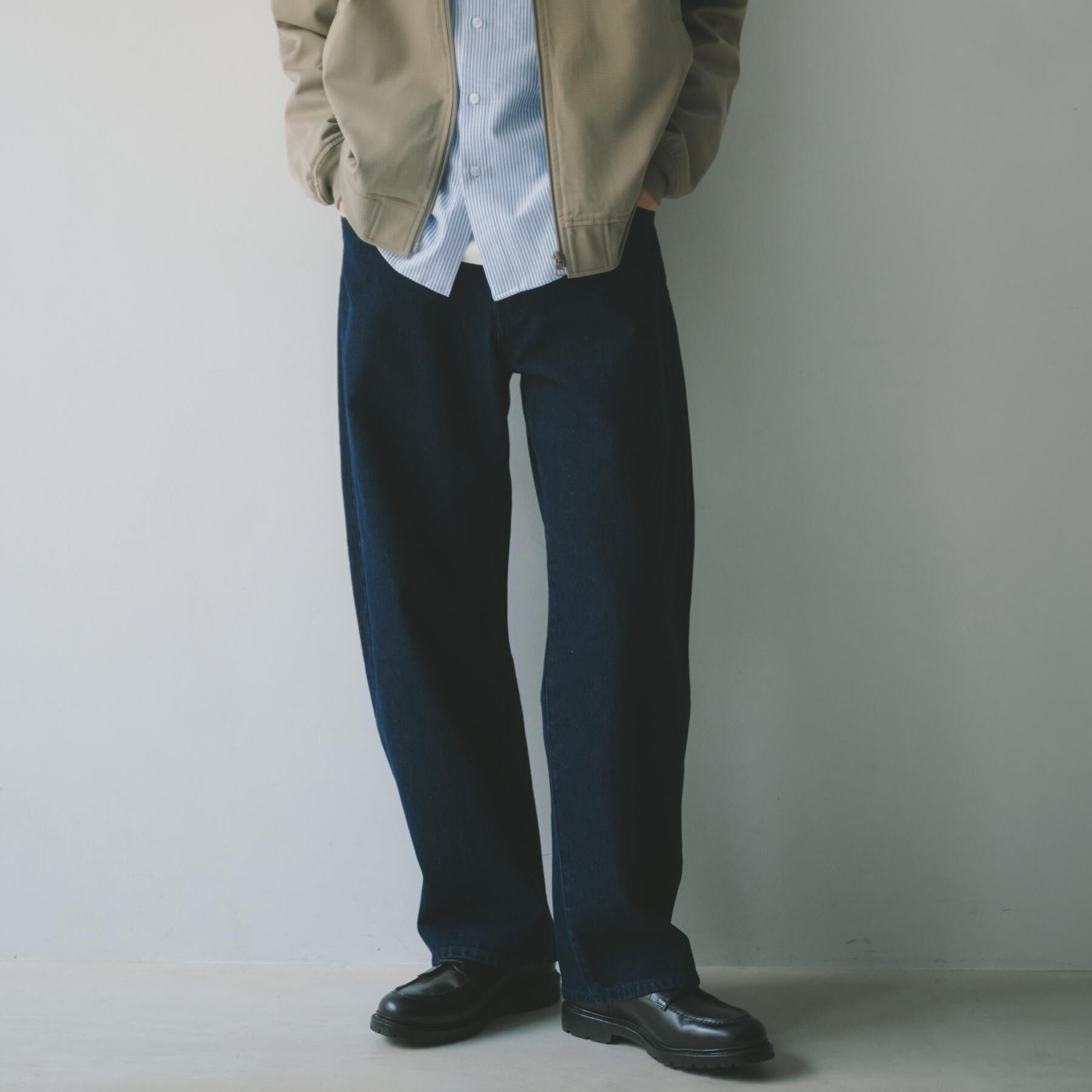 THE SHOP TK「【半歩先のオシャレ】デニムカーブパンツ　セットアップ可/洗濯機OK」|デニム|ネイビー(094)