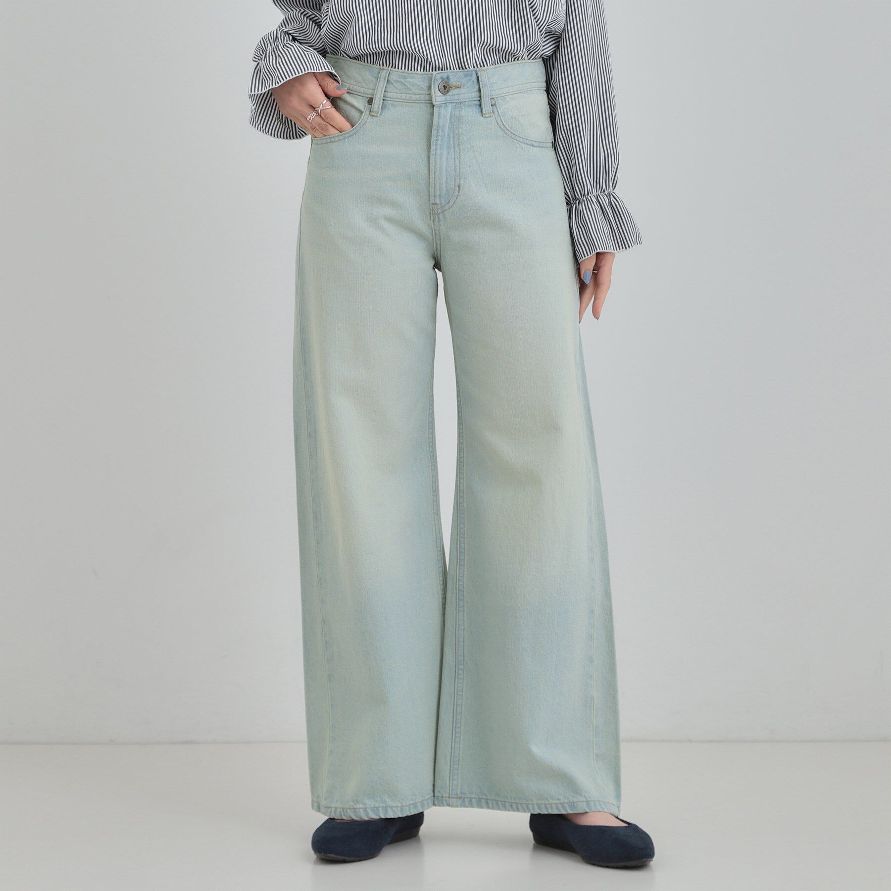 SHOO･LA･RUE「【SHOO・LA・RUE DENIM】体型カバーにも バギーデニムワイドパンツ」|デニム|