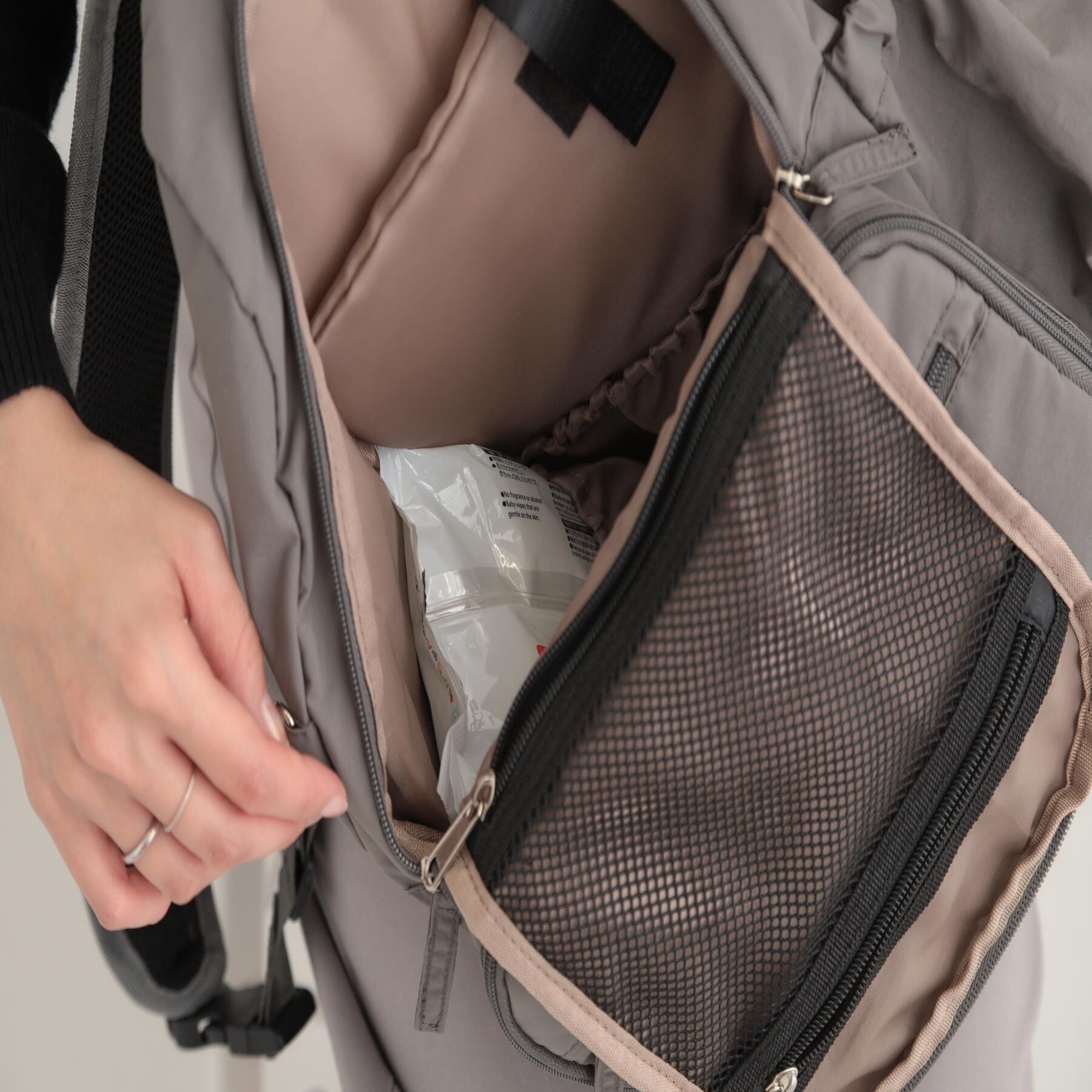 SHOO･LA･RUE「【撥水】ワンタッチショルダー自立リュック」|リュック|