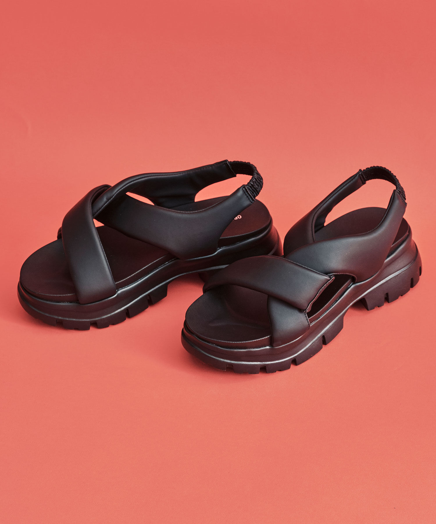 ORiental TRaffic「●2025春夏新作●クロスデザインパデット厚底サンダル/51216 サンダル 厚底 トレンド 人気 売れてる」|サンダル|