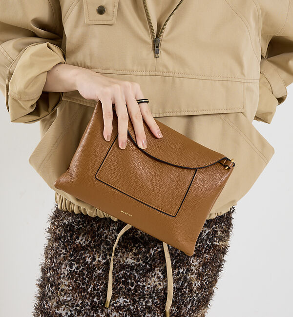 The Store by C' 「【WANDLER】Penelope Slouch Bag／ペネロペスラウチバッグ」|ハンドバッグ|キャメル