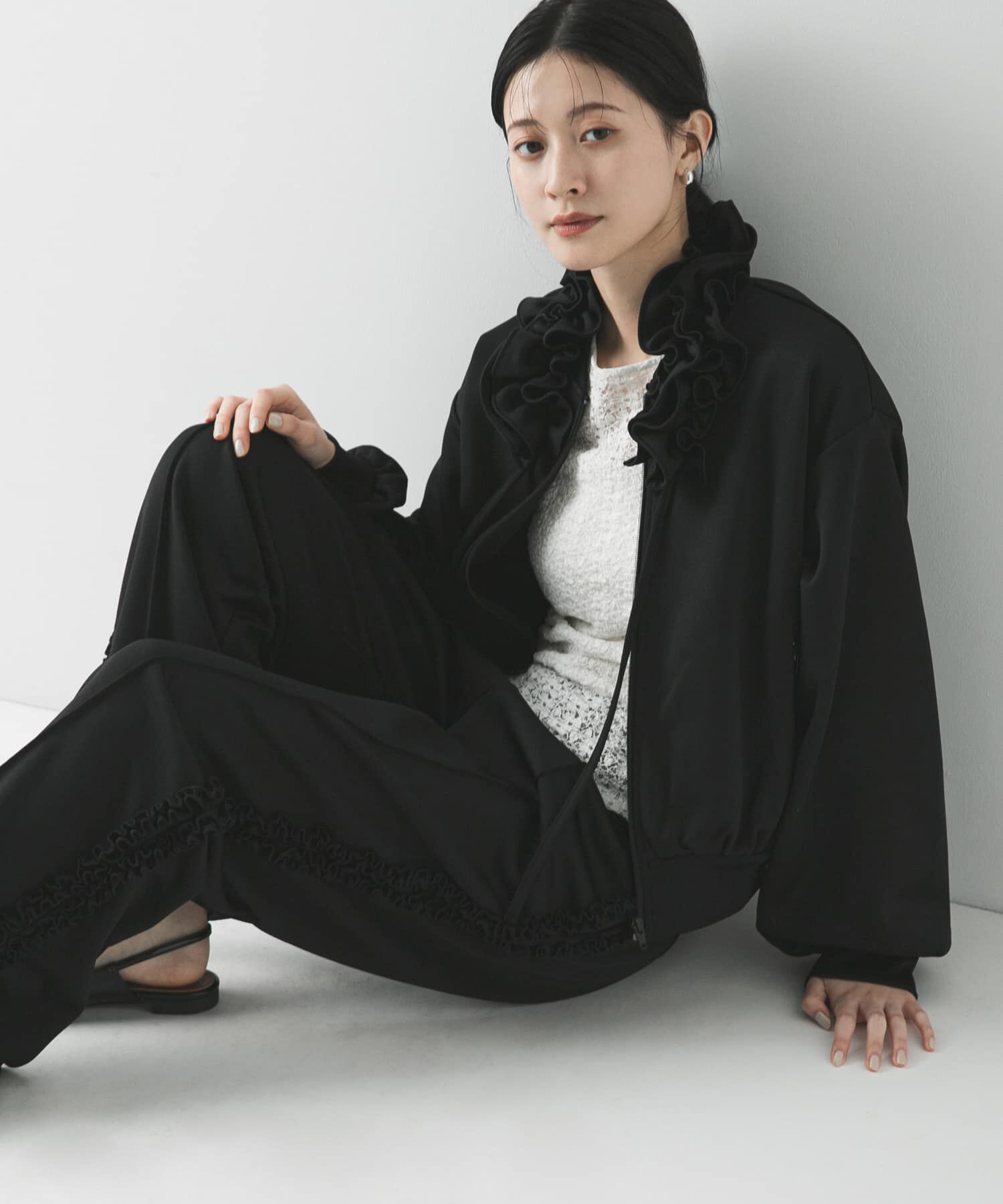 URBAN RESEARCH「『別注』crinkle crinkle crinkle&times;URBAN RESEARCH　FRILL COLLER TRACK JACKET」|ブルゾン・スタジャン|