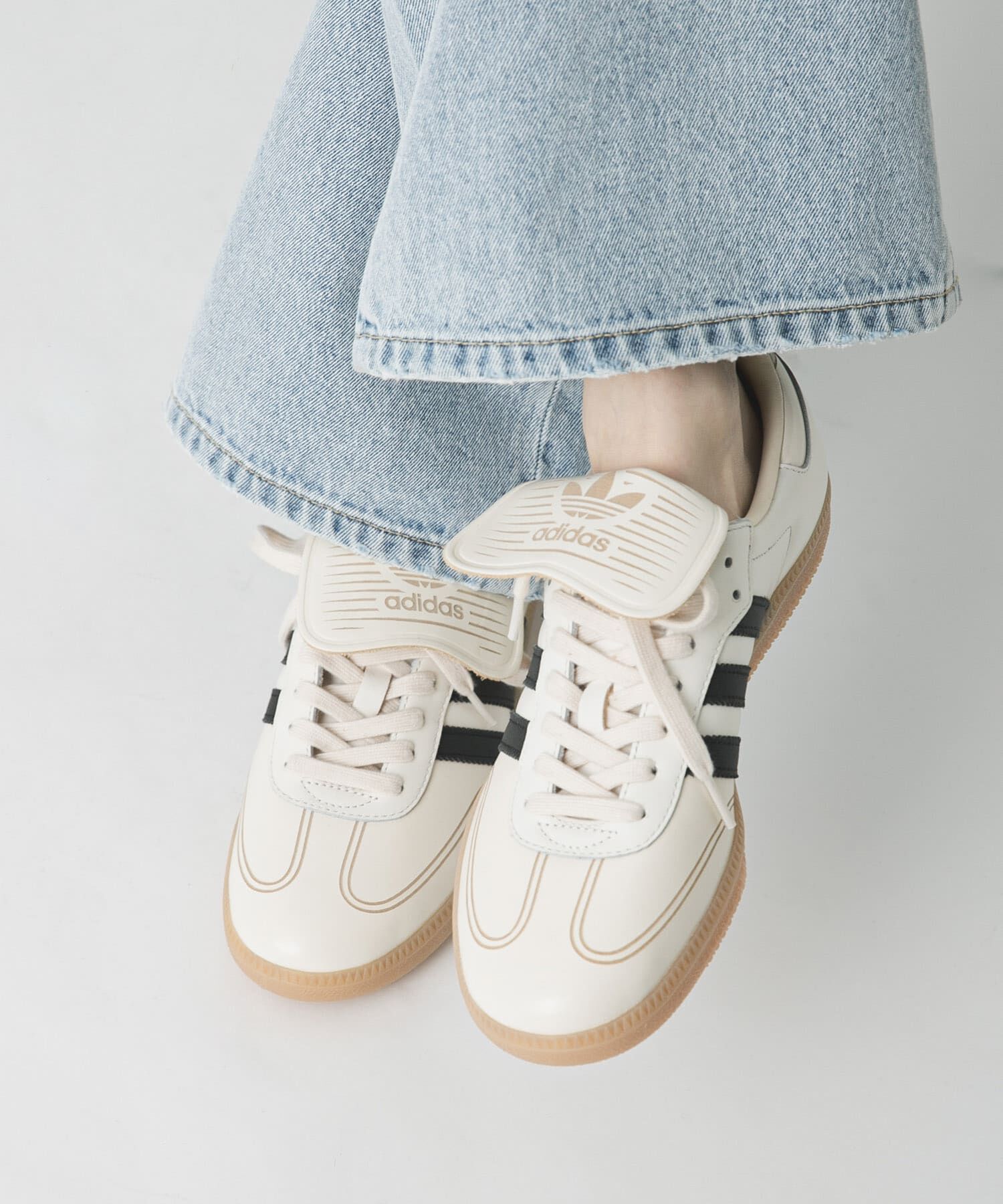 URBAN RESEARCH「adidas　EXCLUSIVE SAMBA LT」|スニーカー|