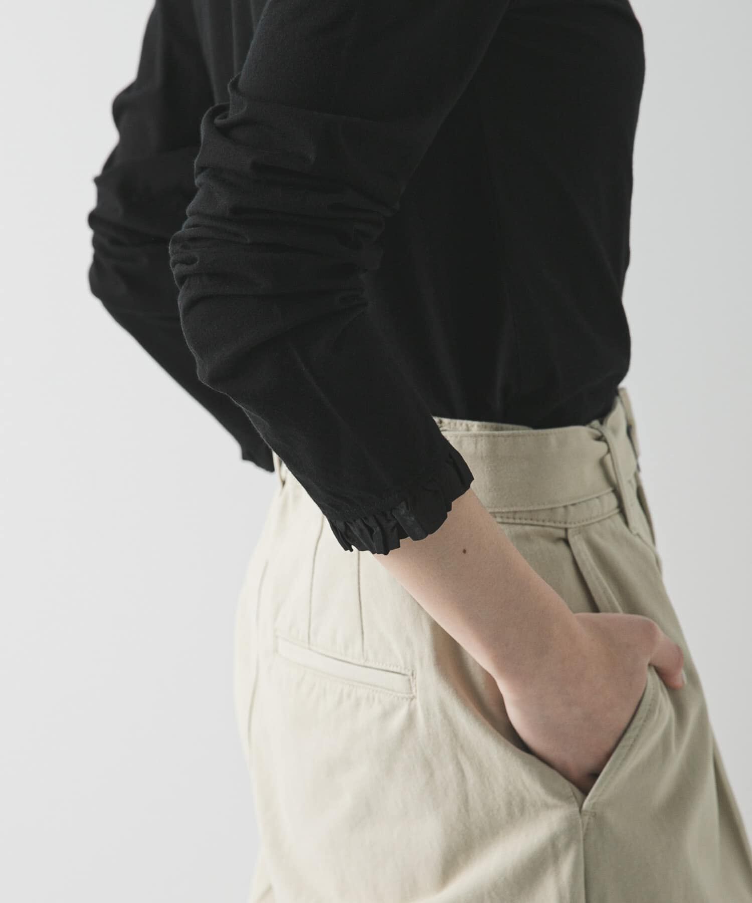 URBAN RESEARCH「フリルデザインシアーカットソー」|Tシャツ・カットソー|